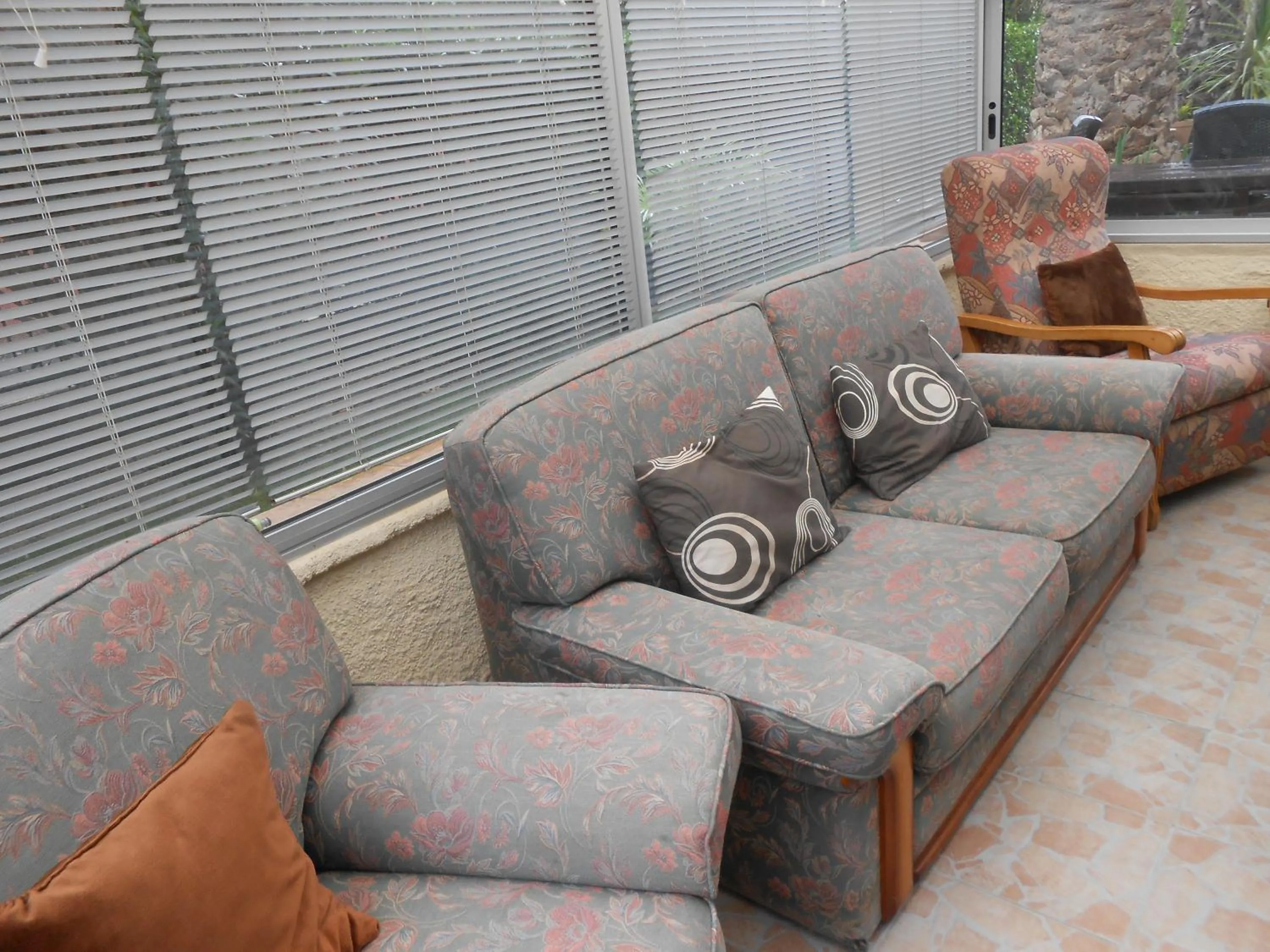 Property building in Maison Monica Exeptionnel-Jardin paysage ZEN
