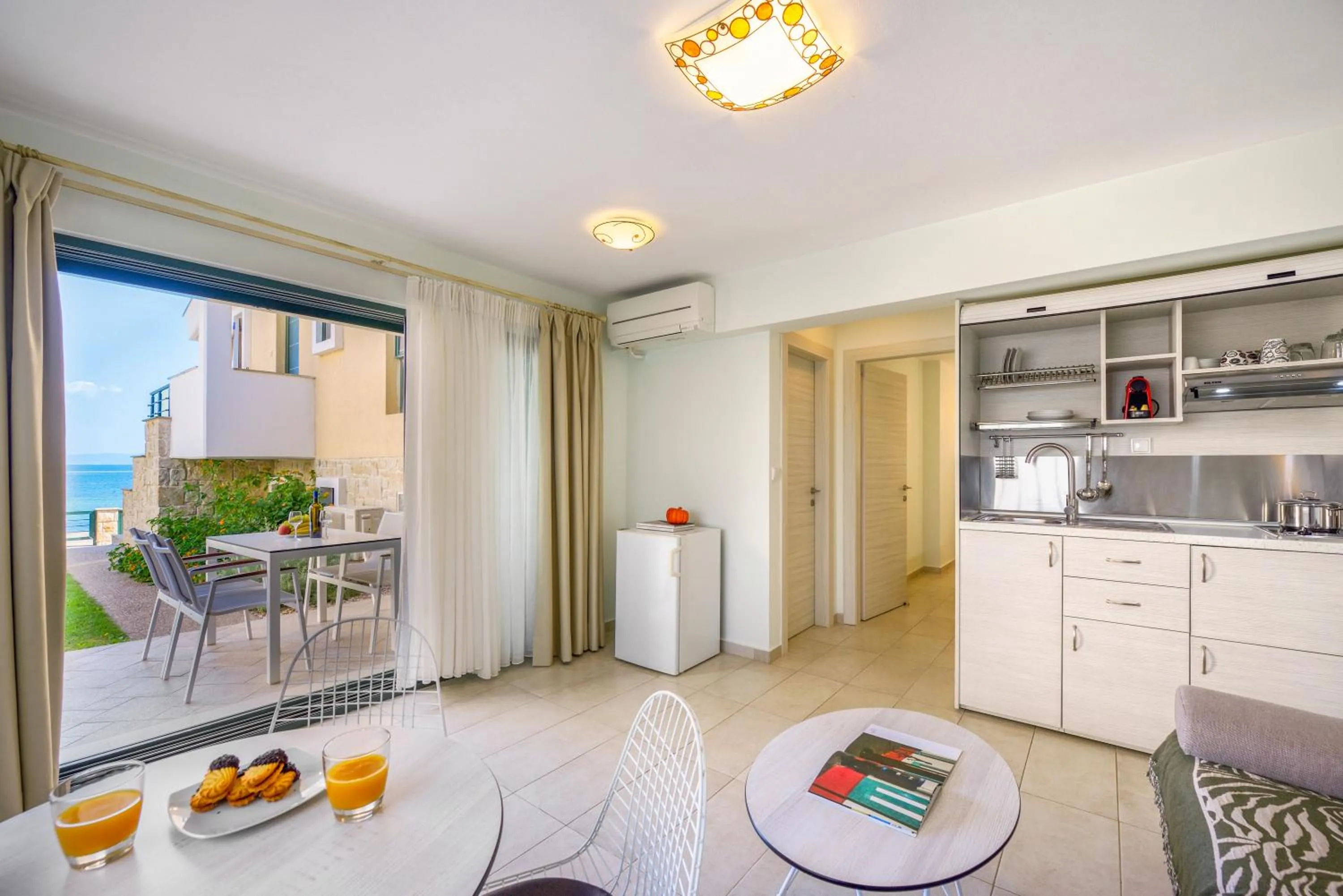 Kitchen or kitchenette in Elpiniki Luxury Apartments