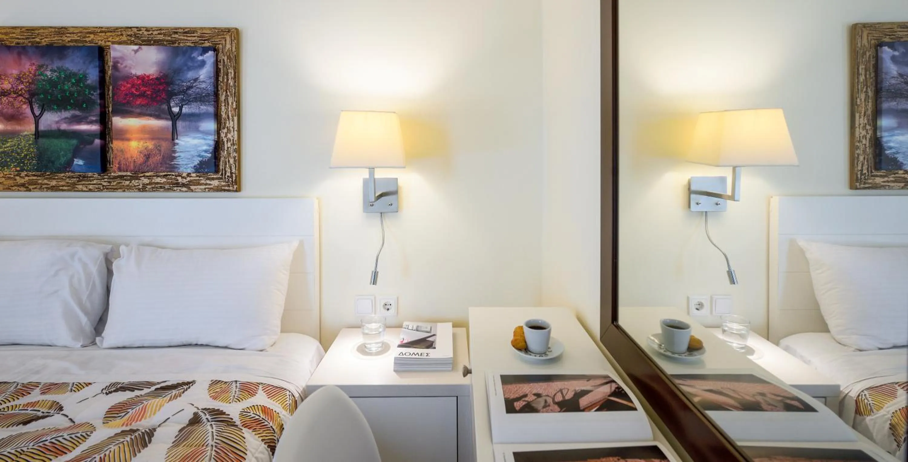 Bed in Elpiniki Luxury Apartments