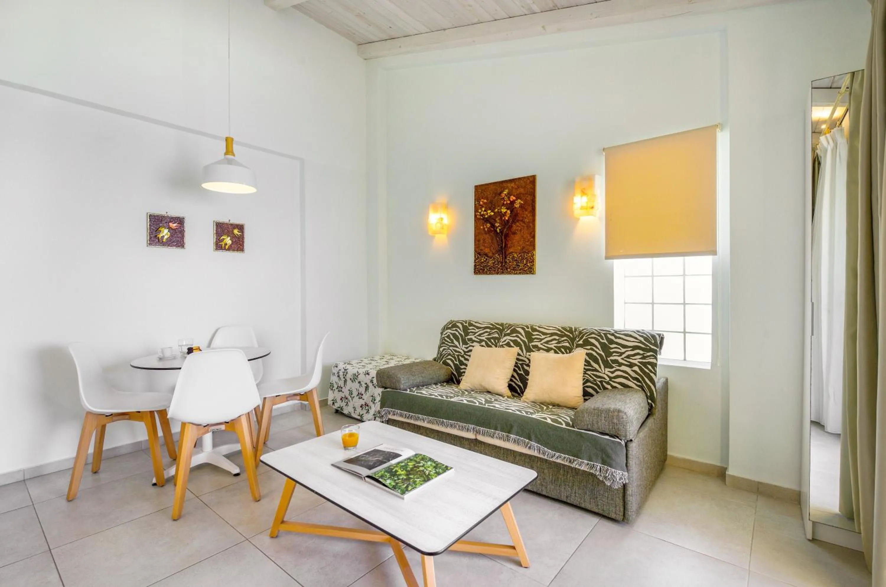 Living room in Elpiniki Luxury Apartments