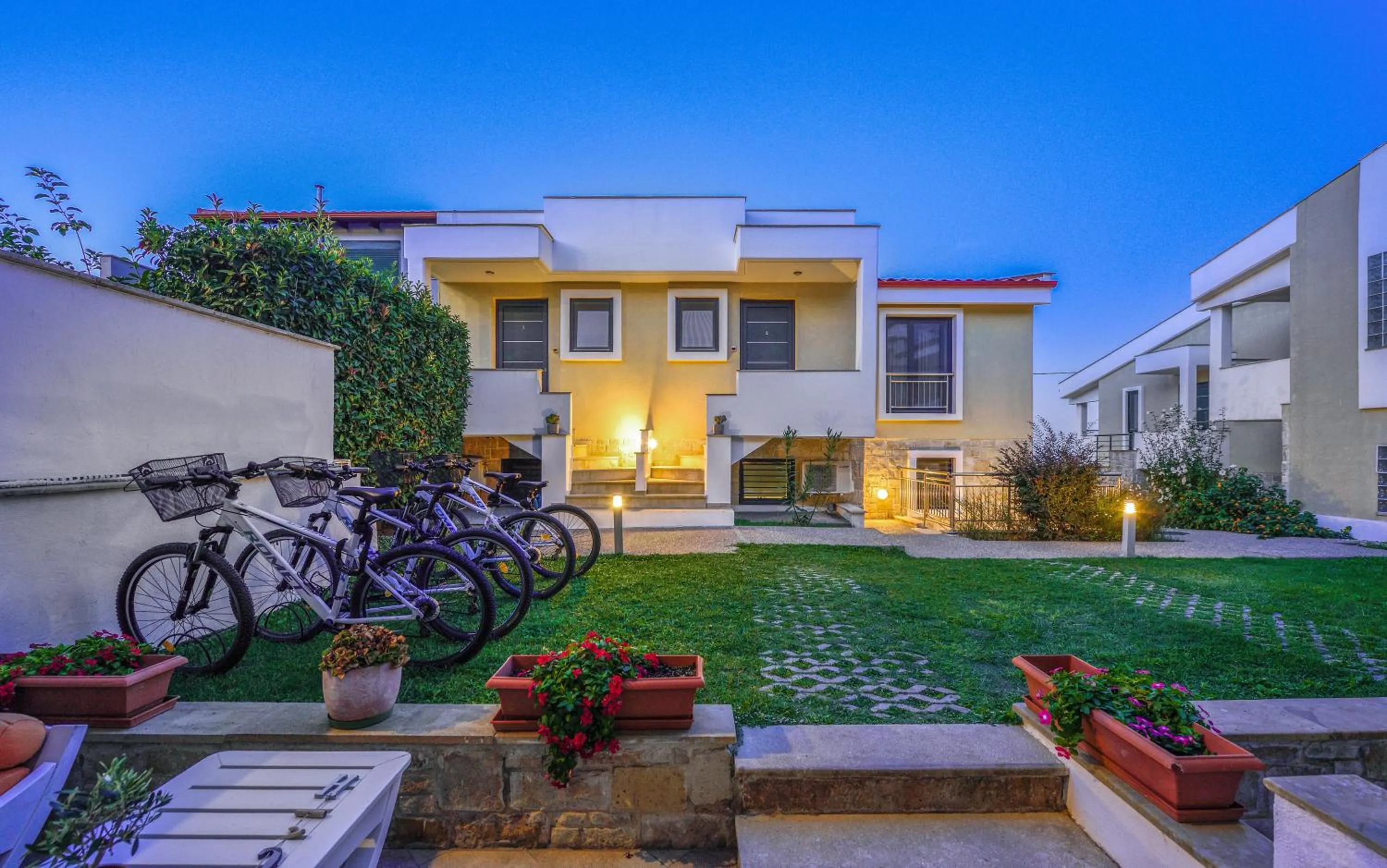 Elpiniki Luxury Apartments