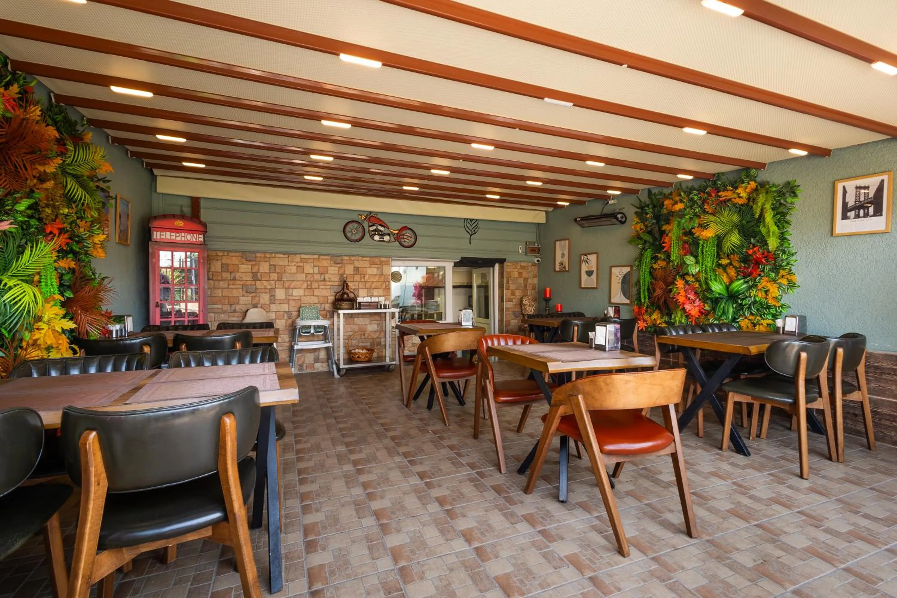 Restaurant/places to eat in Sultanahmet inn Hotel