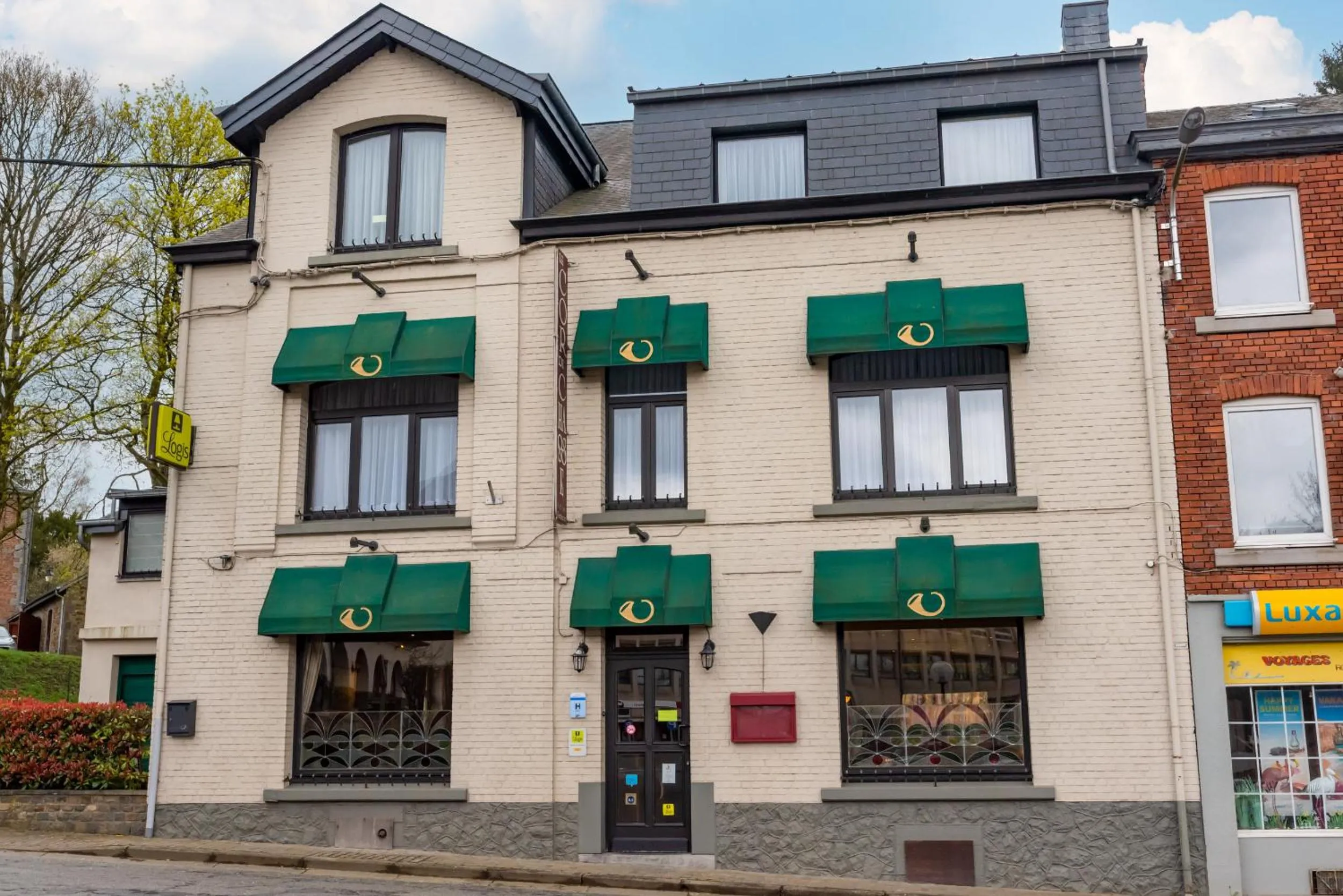 Property building in Hôtel Le Cor de Chasse