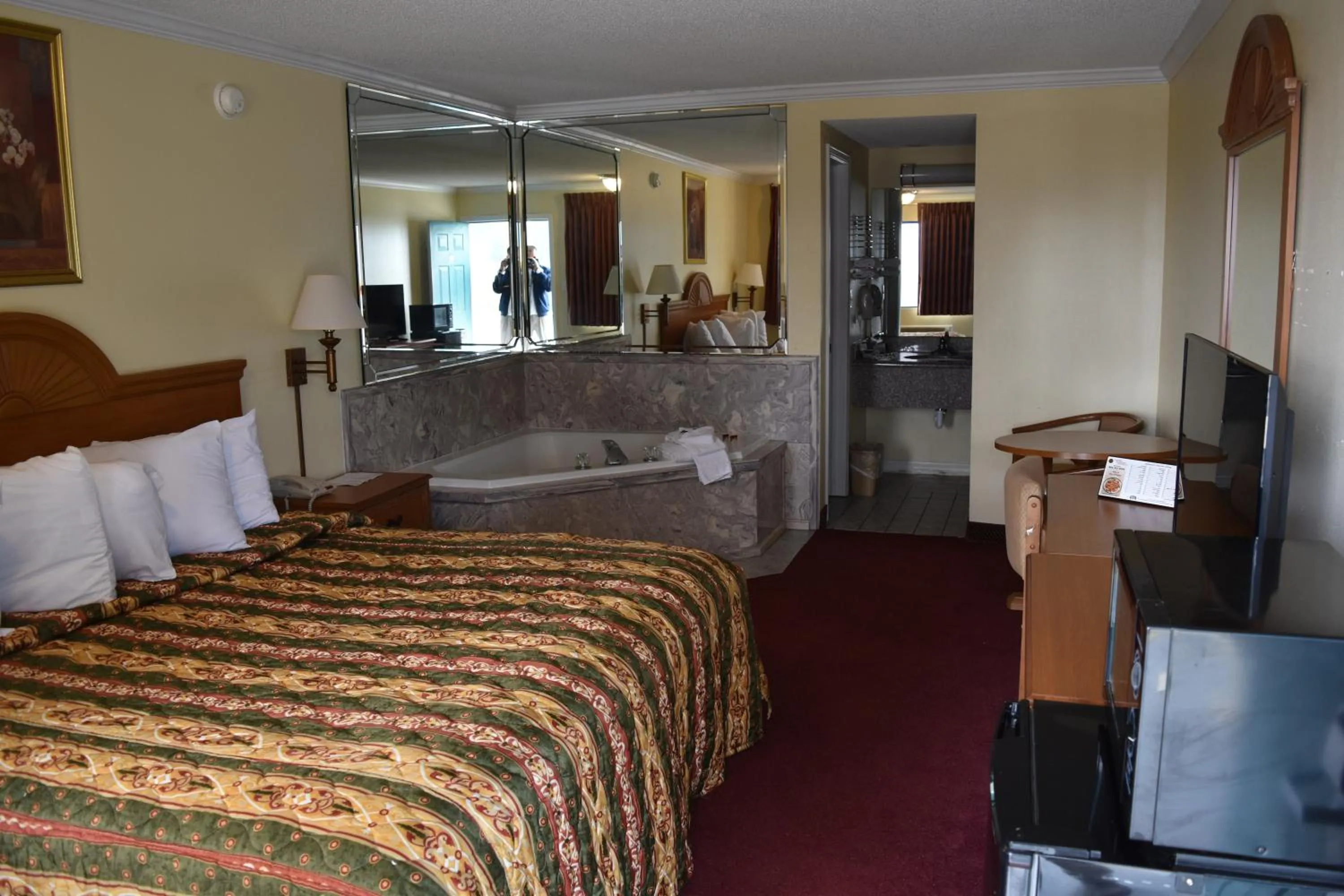 Bed in Star Inn Biloxi