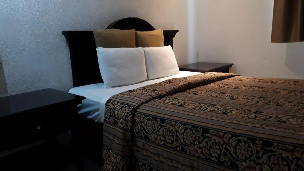 Bed in Hotel Don Quijote