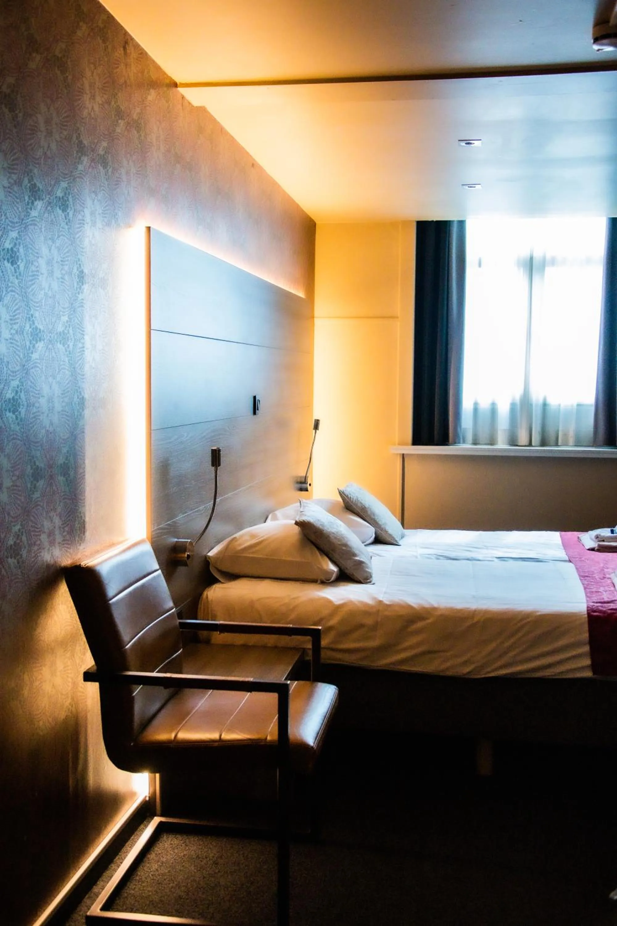 Bed in Hotel Industrie