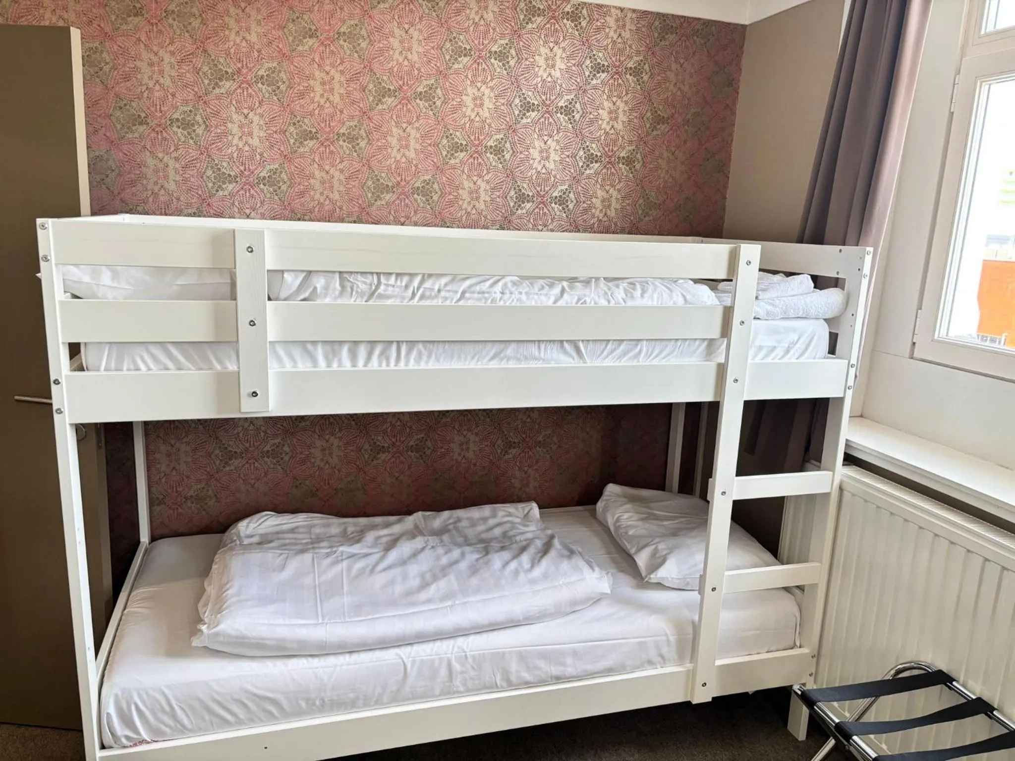 Bed in Hotel Industrie