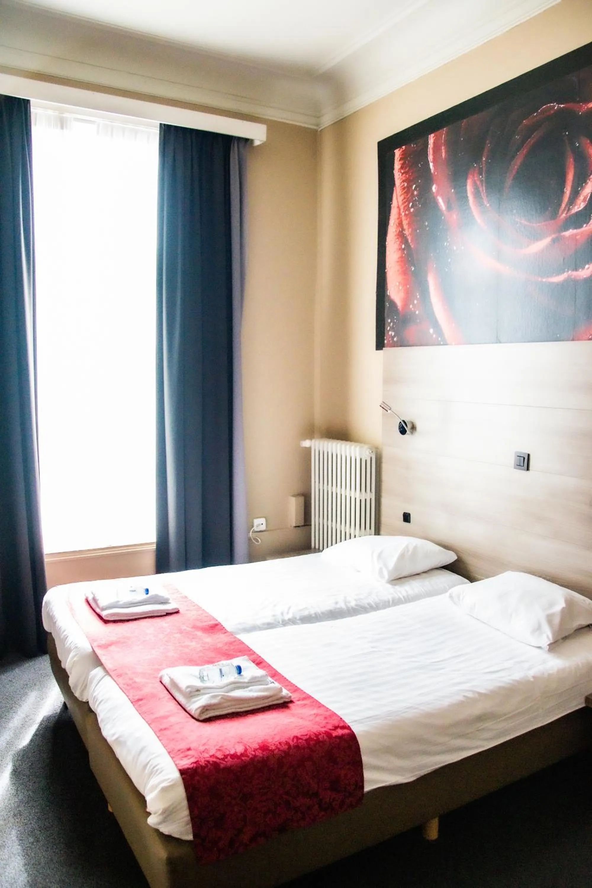 Bed in Hotel Industrie