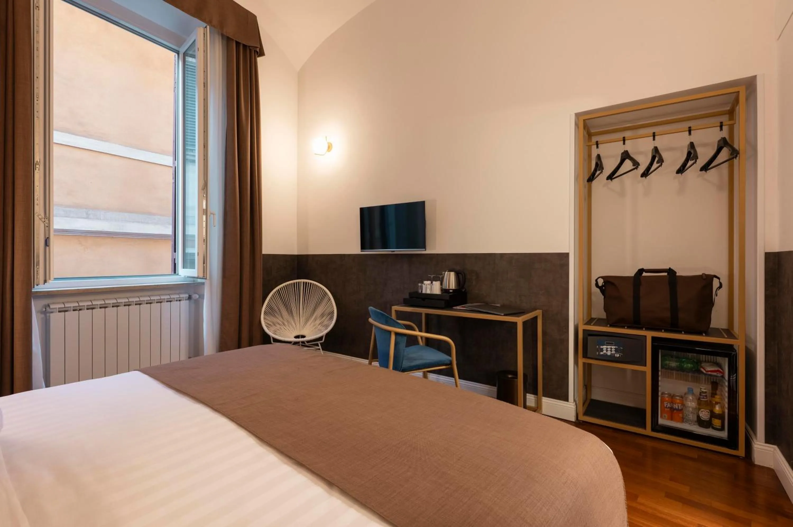 Bed in Vittoriano Suite