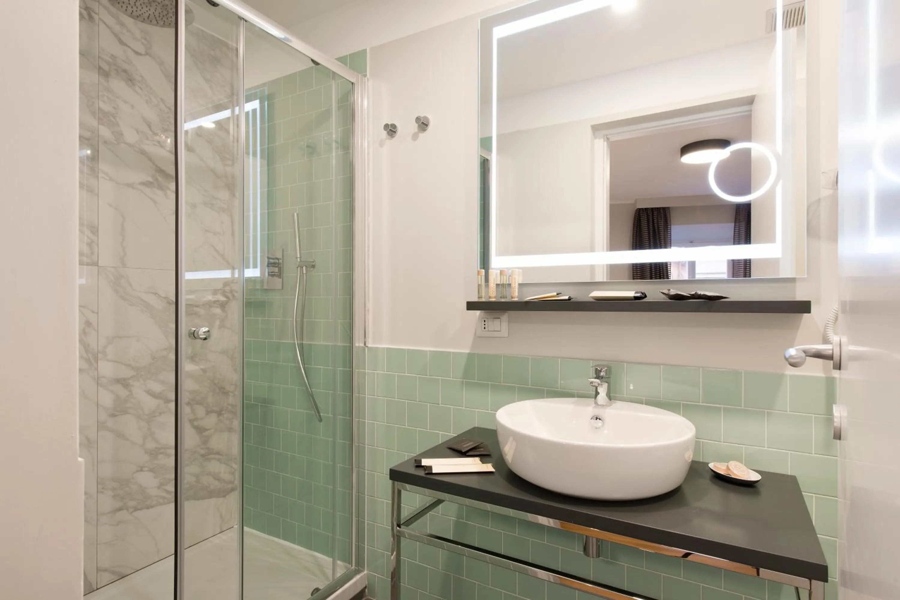 Bathroom in Vittoriano Suite