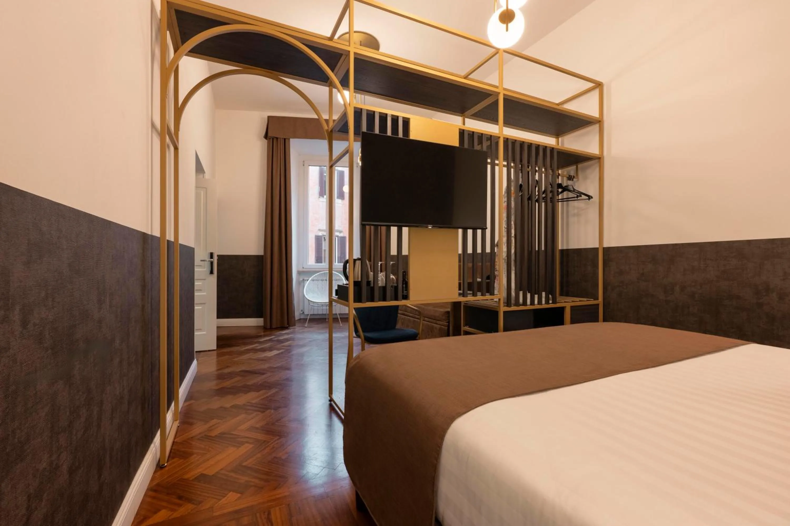 Bed in Vittoriano Suite