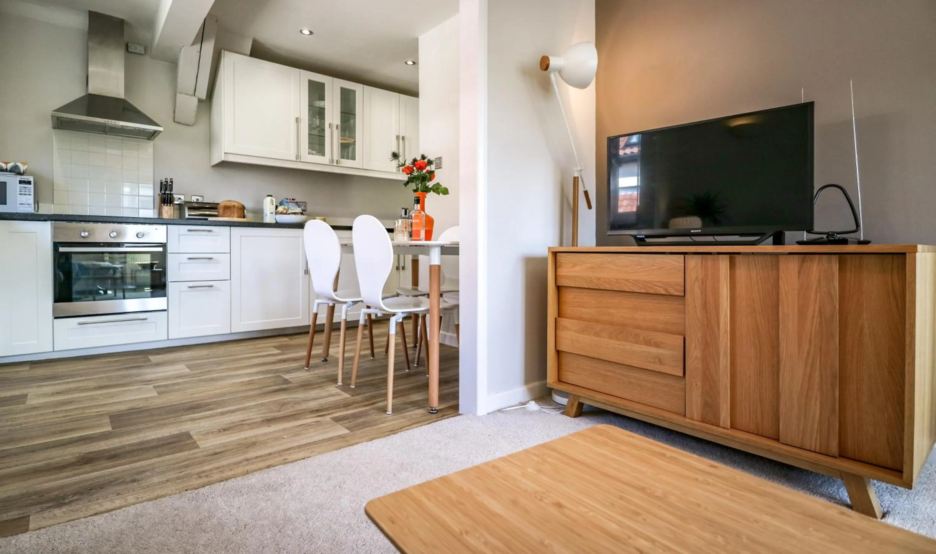 Communal lounge/ TV room in Upper Beeches