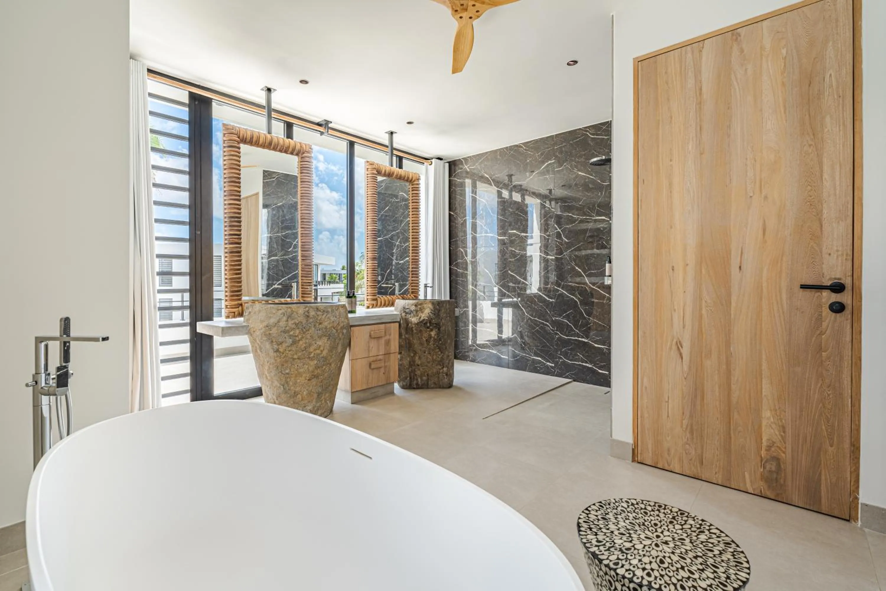 Bathroom, Bed in Van der Valk Plaza Beach & Dive Resort Bonaire - ALL INCLUSIVE