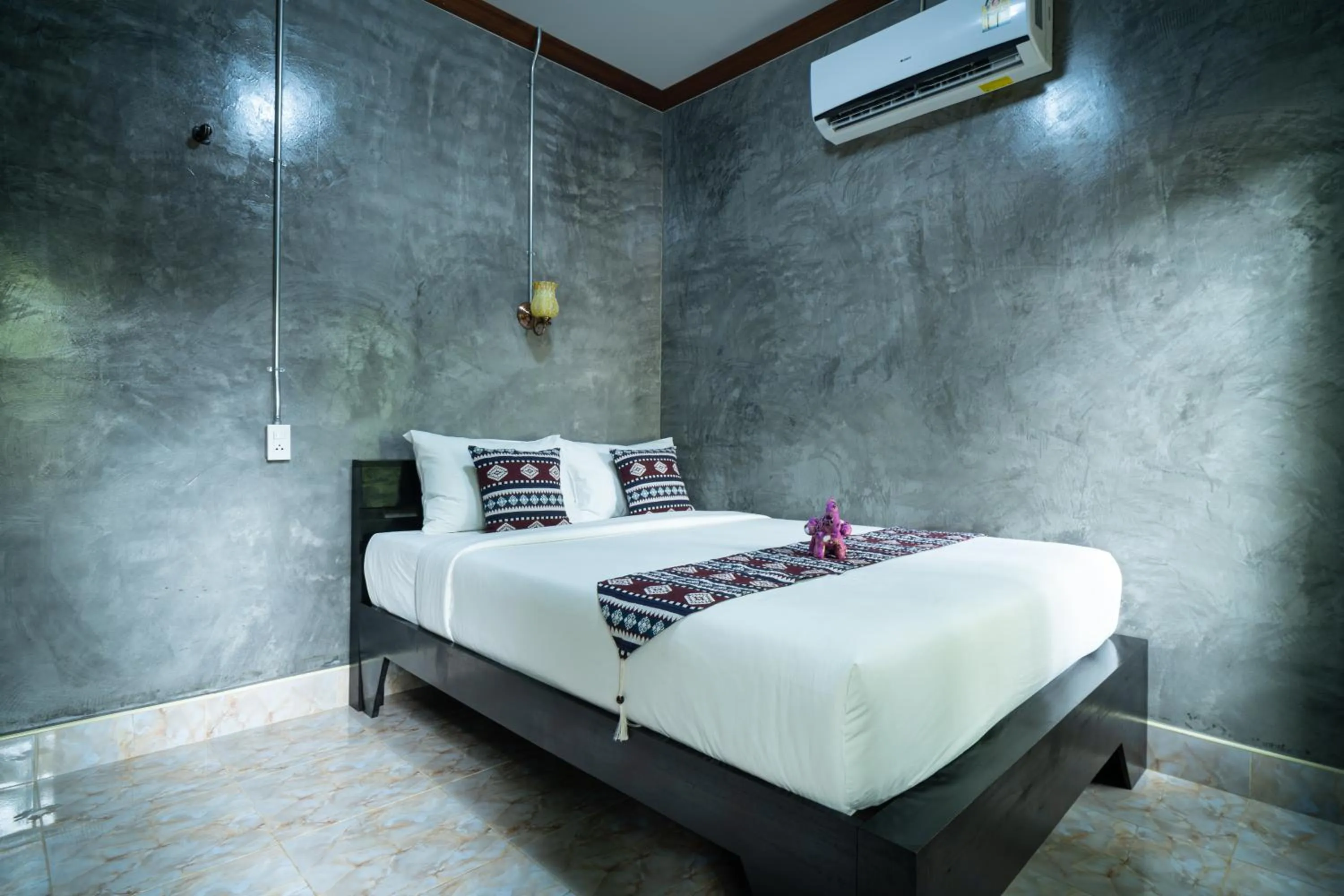 Bed in Siam Lanta Resort - SHA Extra Plus