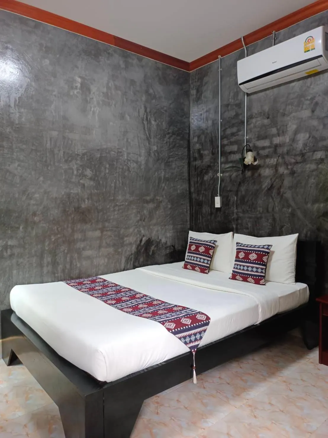 Bed in Siam Lanta Resort - SHA Extra Plus