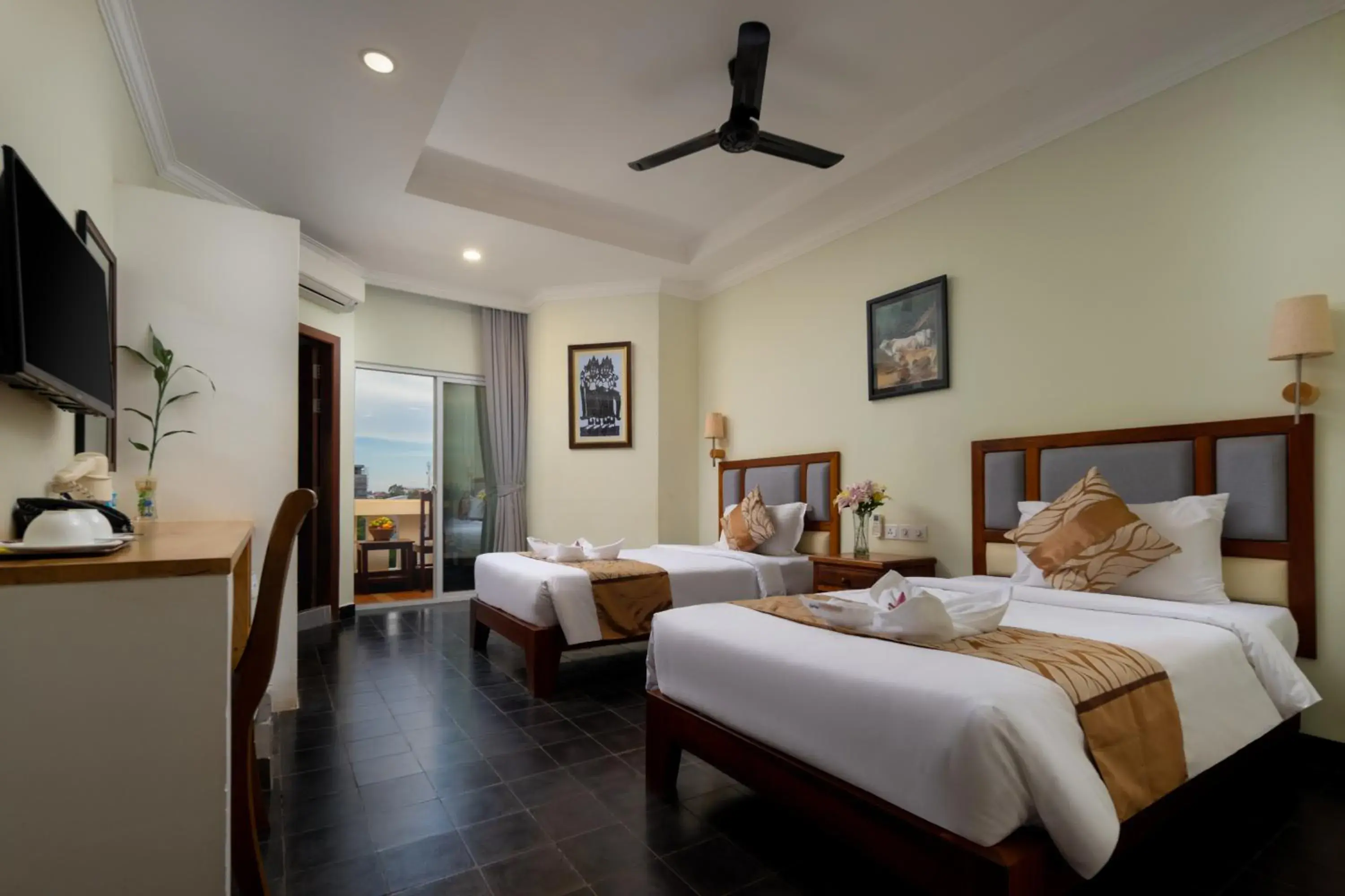 Deluxe Twin Room with City View in Grand Bayon Siem Reap Hotel Deluxe Twin Room with City View in Grand Bayon Siem Reap Hotel