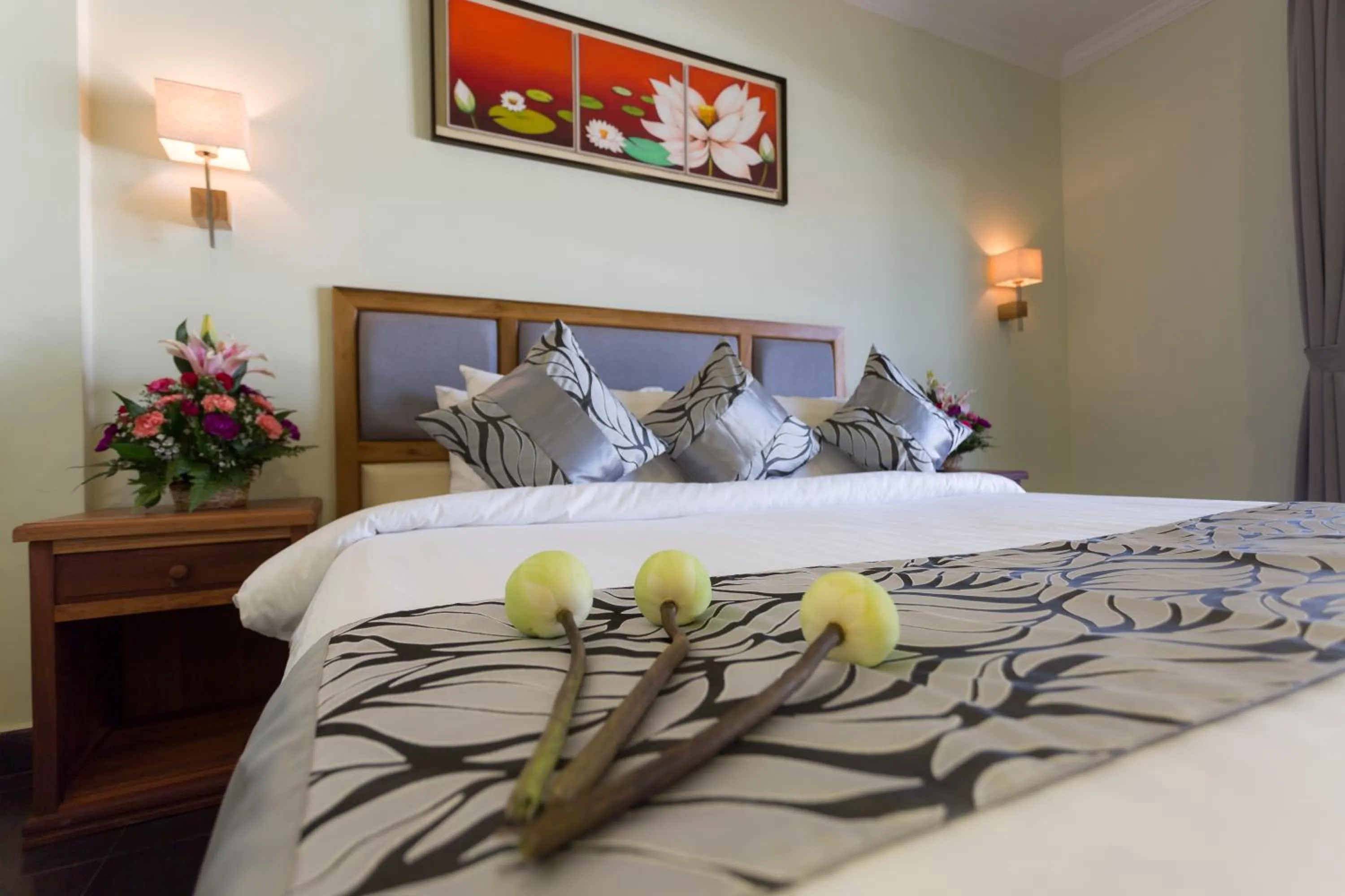 Bedroom, Bed in Grand Bayon Siem Reap Hotel