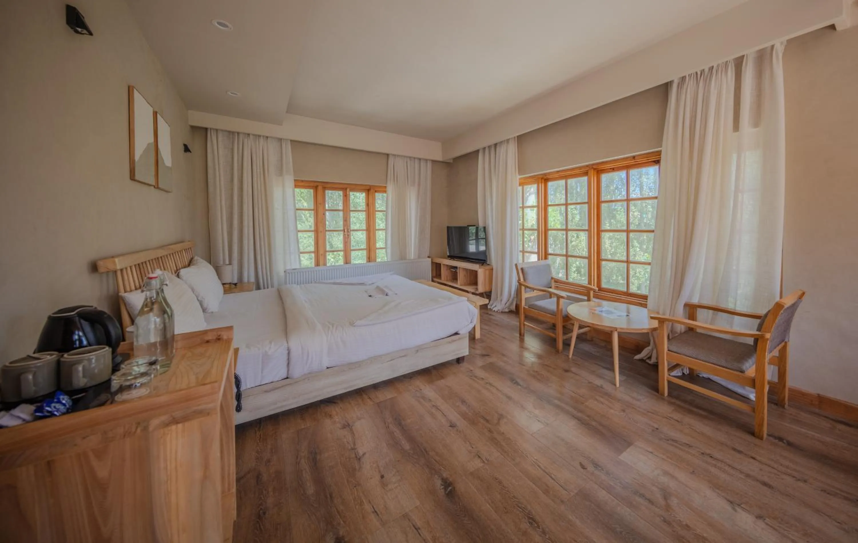 Bed in The Silk Route Ladakh