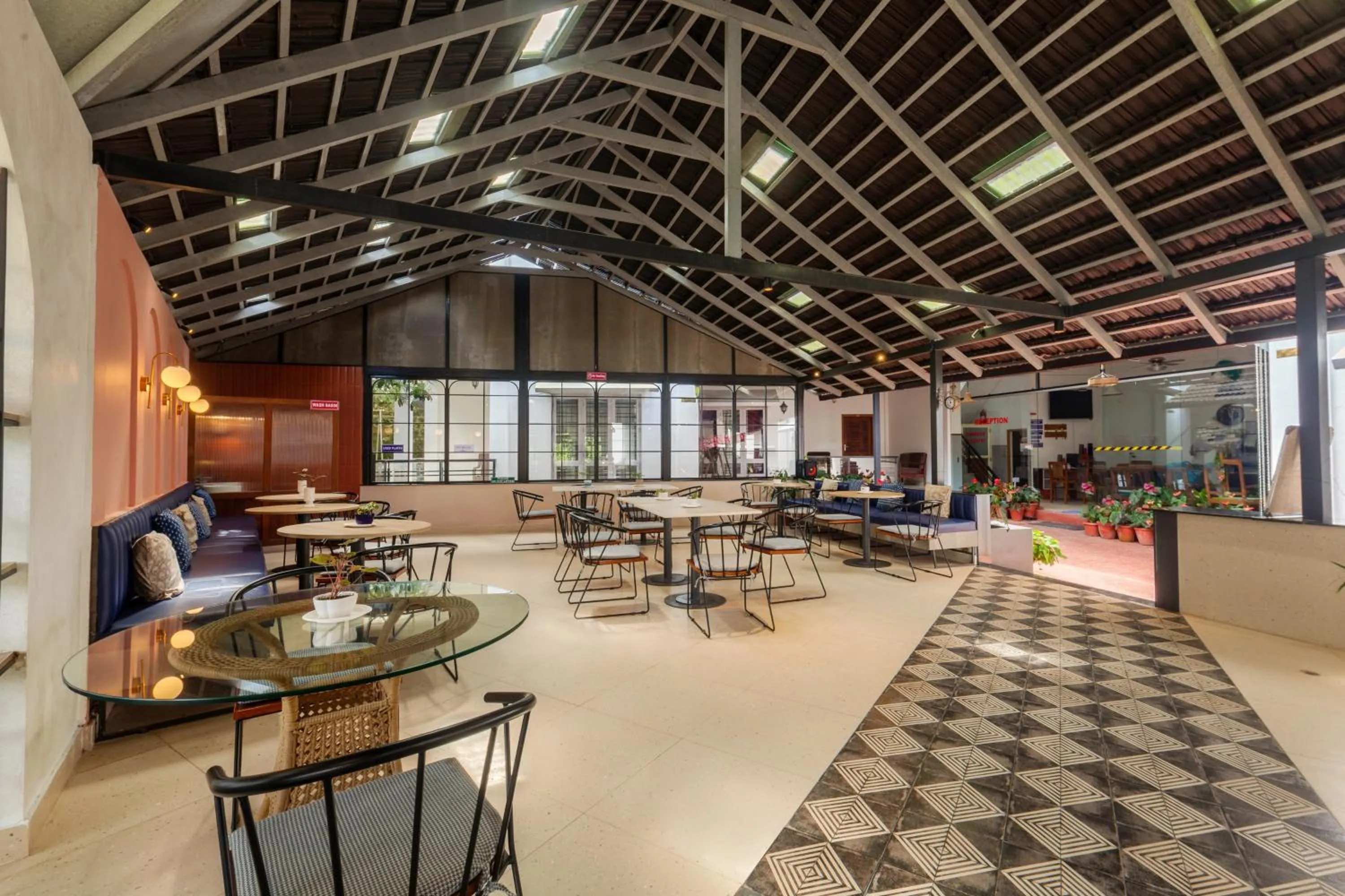 Restaurant/places to eat in Treebo Vrindavan, 3 Km From Madikeri Fort