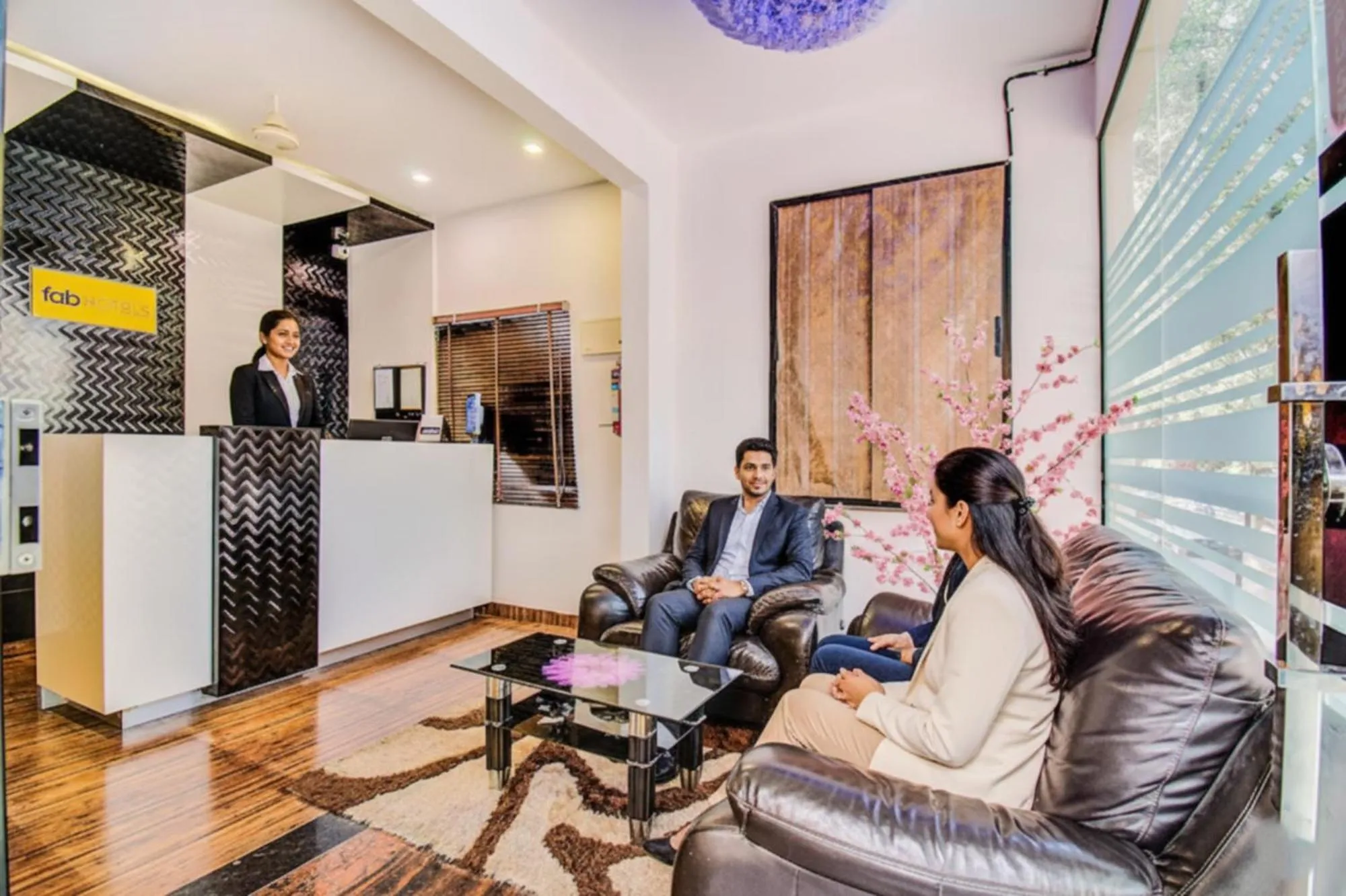 Lobby or reception in FabHotel Corporate Crown - Nr Jyoti Nivas University