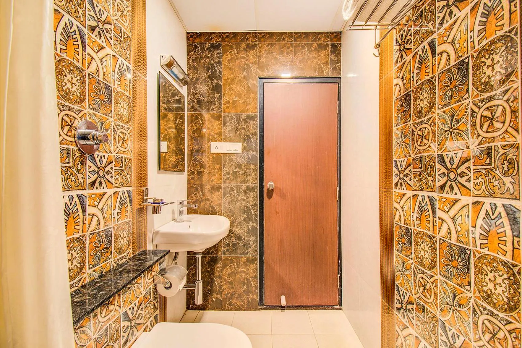 Bathroom in FabHotel Corporate Crown - Nr Jyoti Nivas University