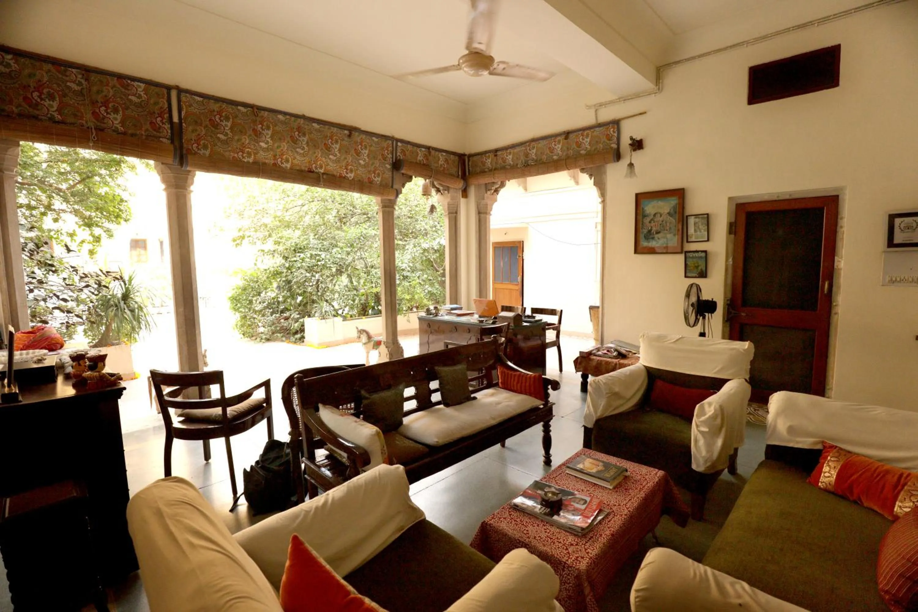 Living room in Dera Mandawa