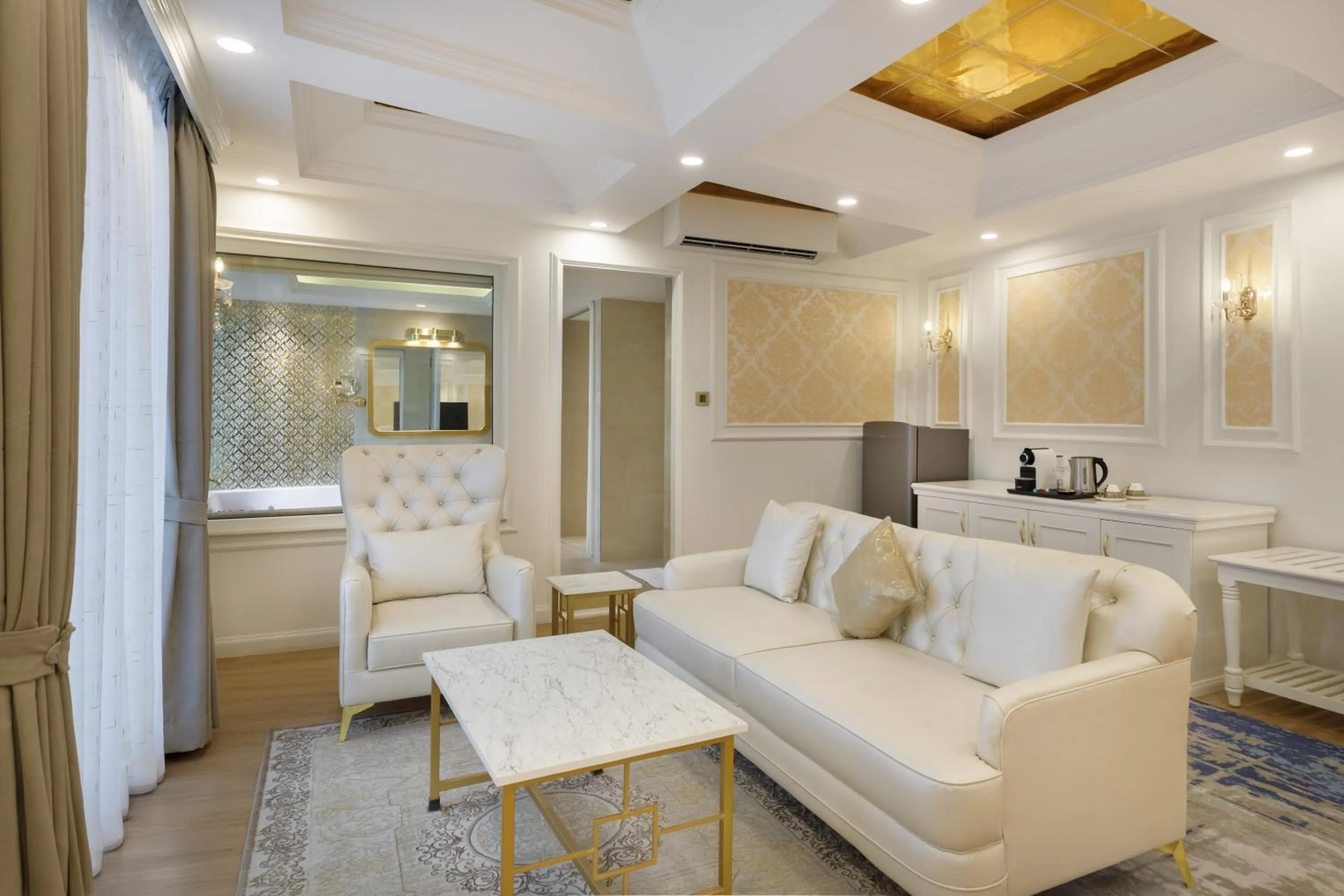 Seating area in Le Glamour Resort & Wellness Spa