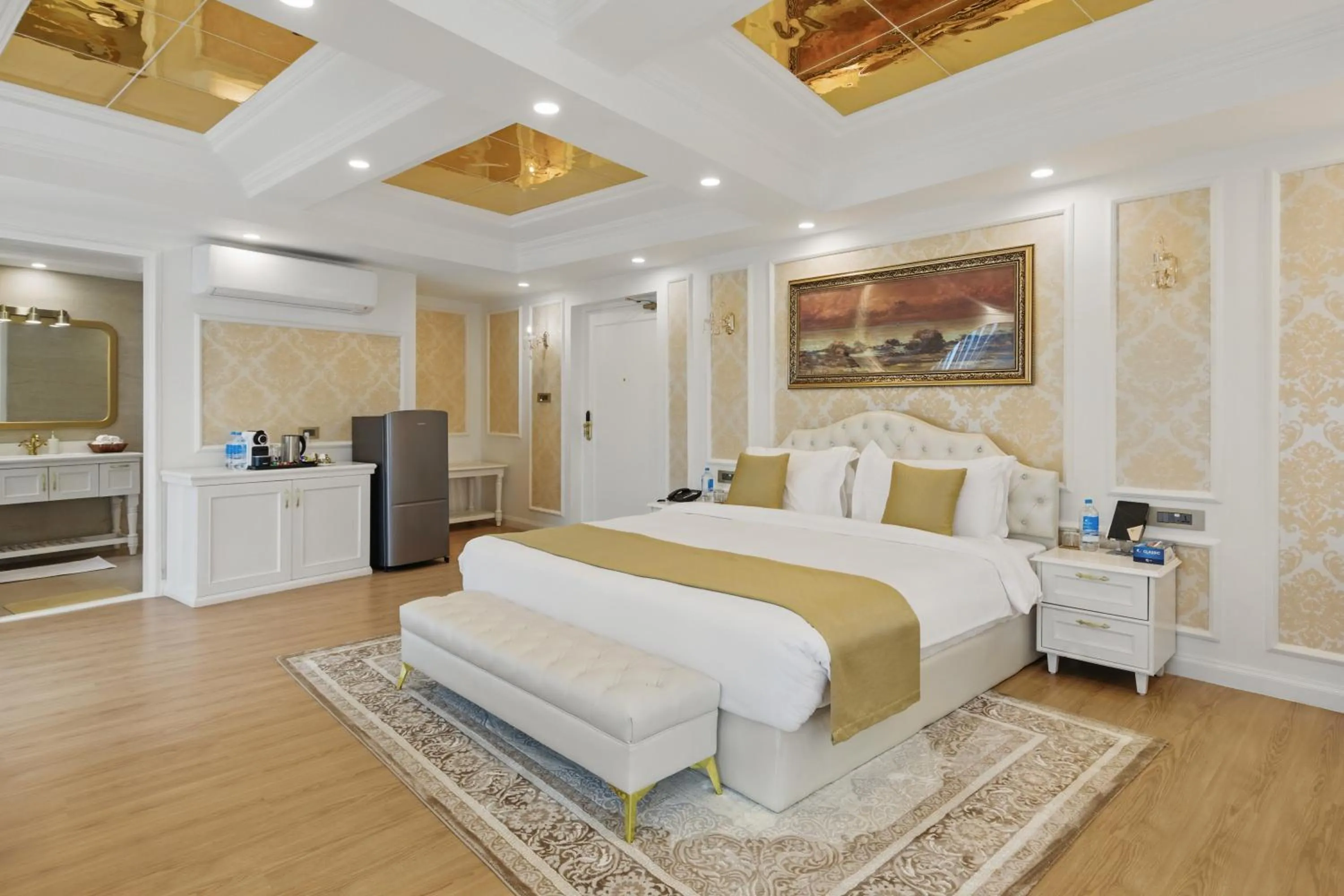 Bedroom in Le Glamour Resort & Wellness Spa