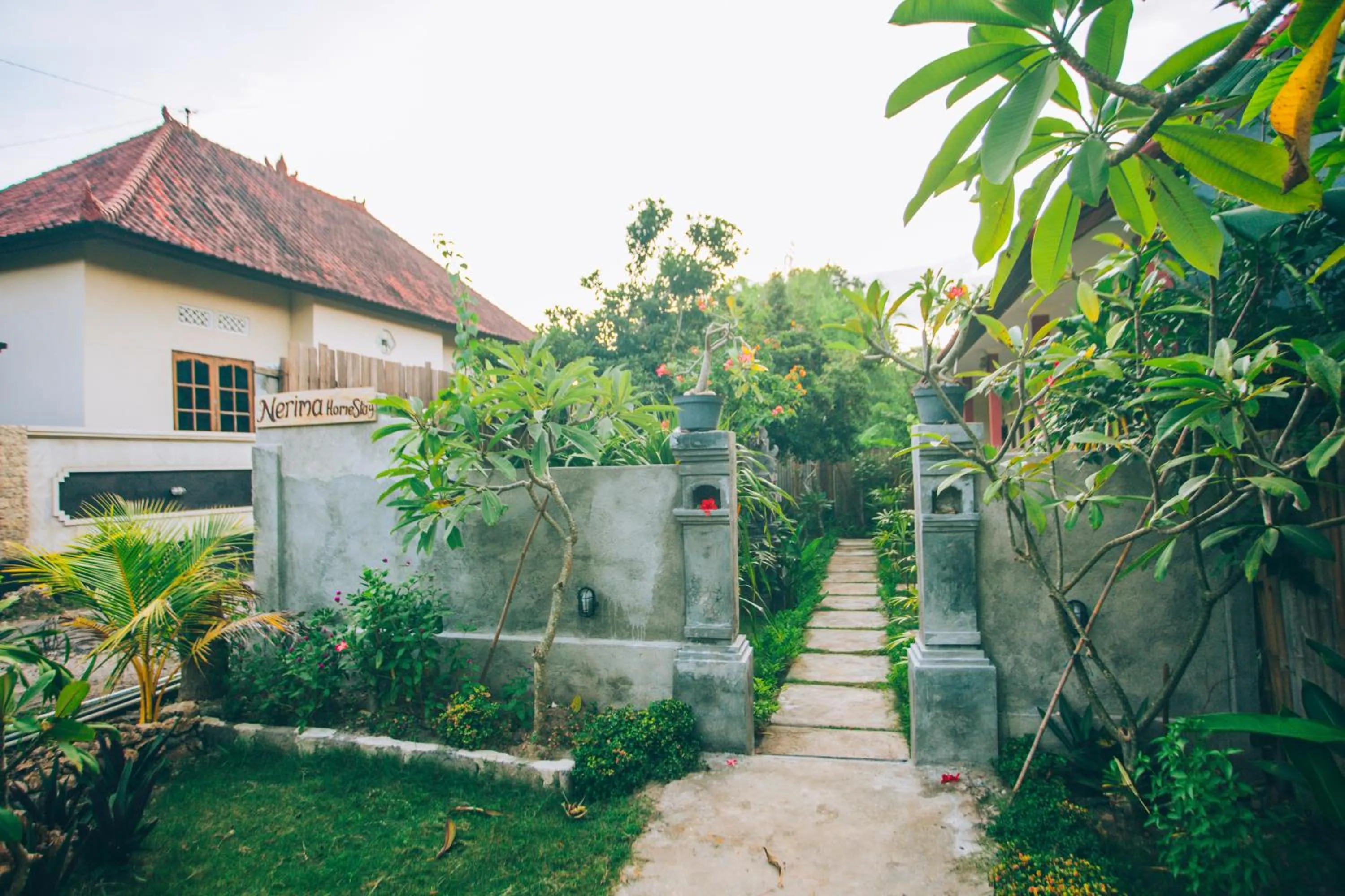 Facade/entrance in Nerima Hut Lembongan