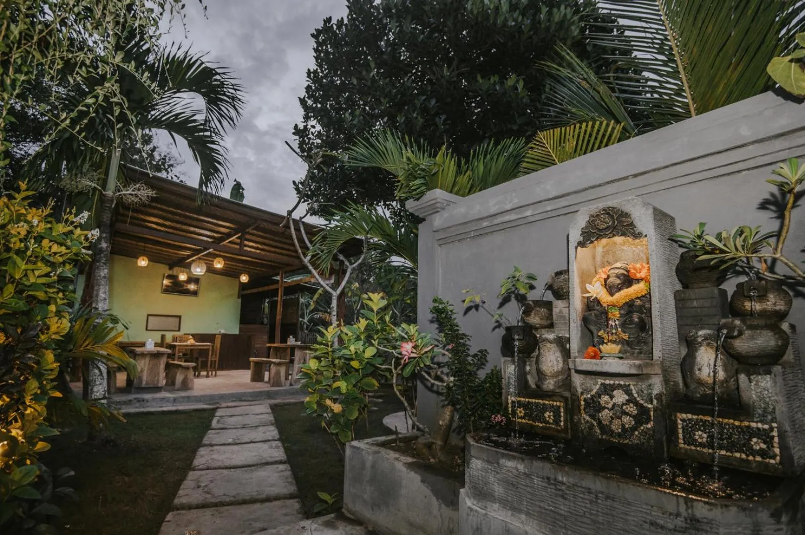 Facade/entrance in Nerima Hut Lembongan