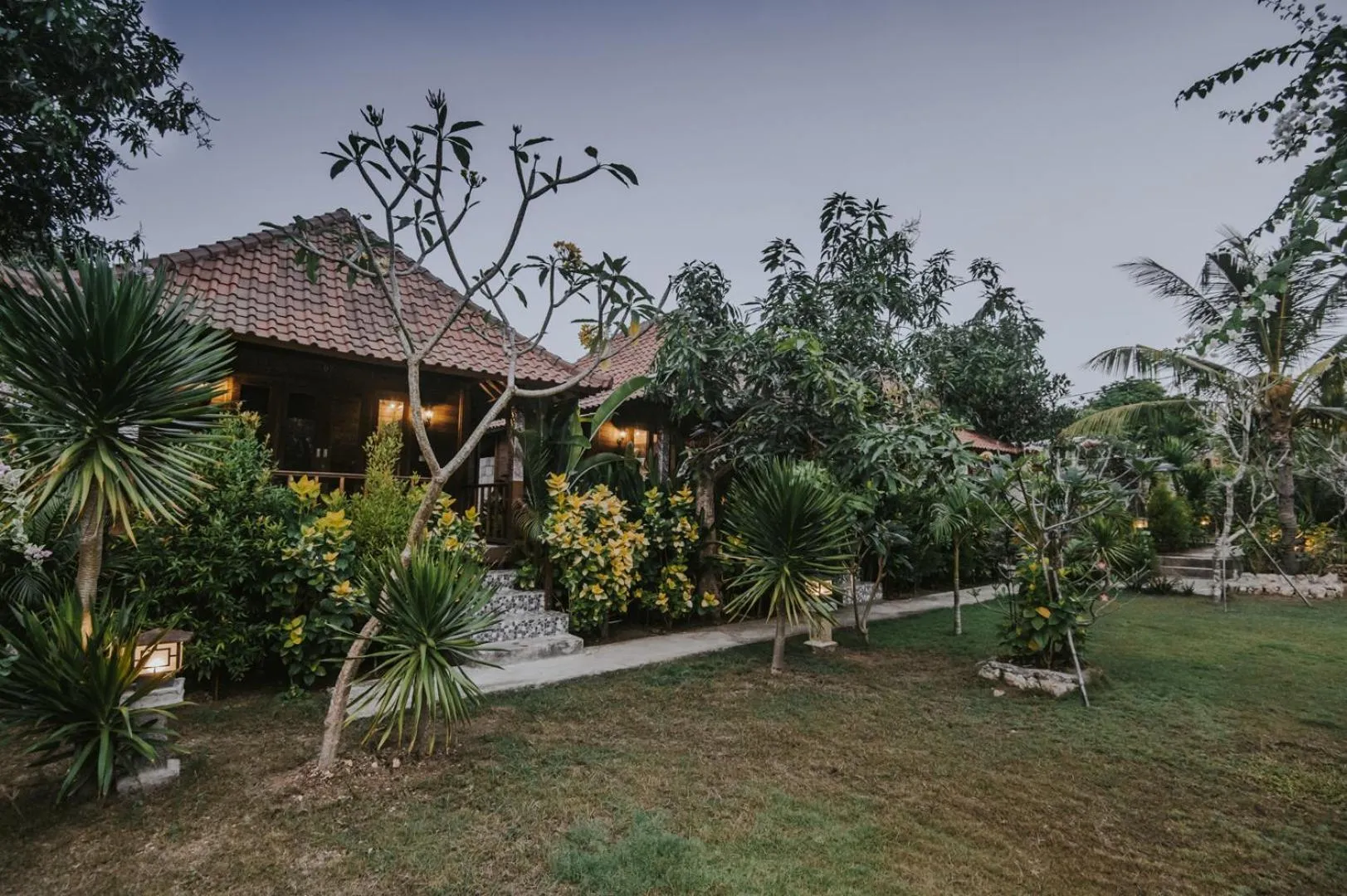 Garden in Nerima Hut Lembongan