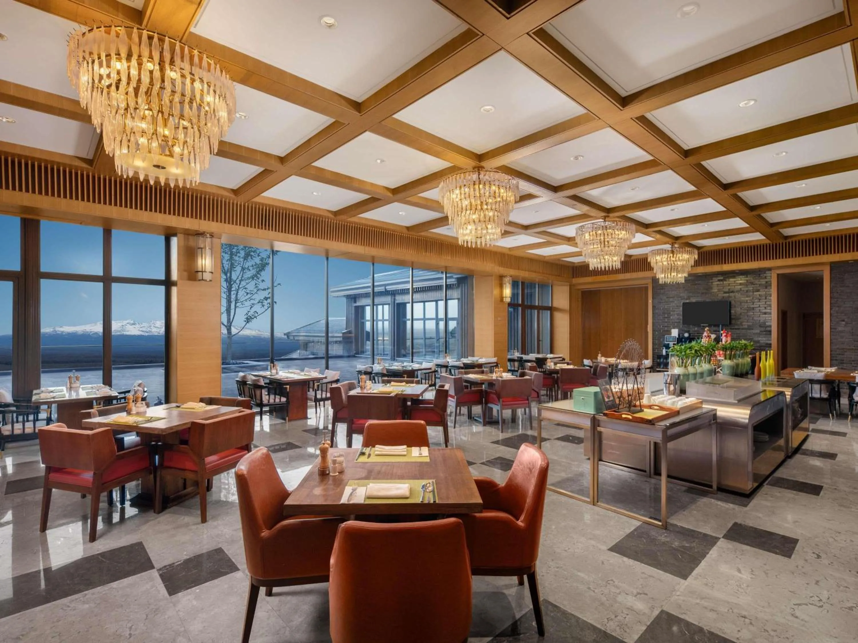Restaurant/places to eat in The View Hotel Changbai Mountain - MGallery Collection