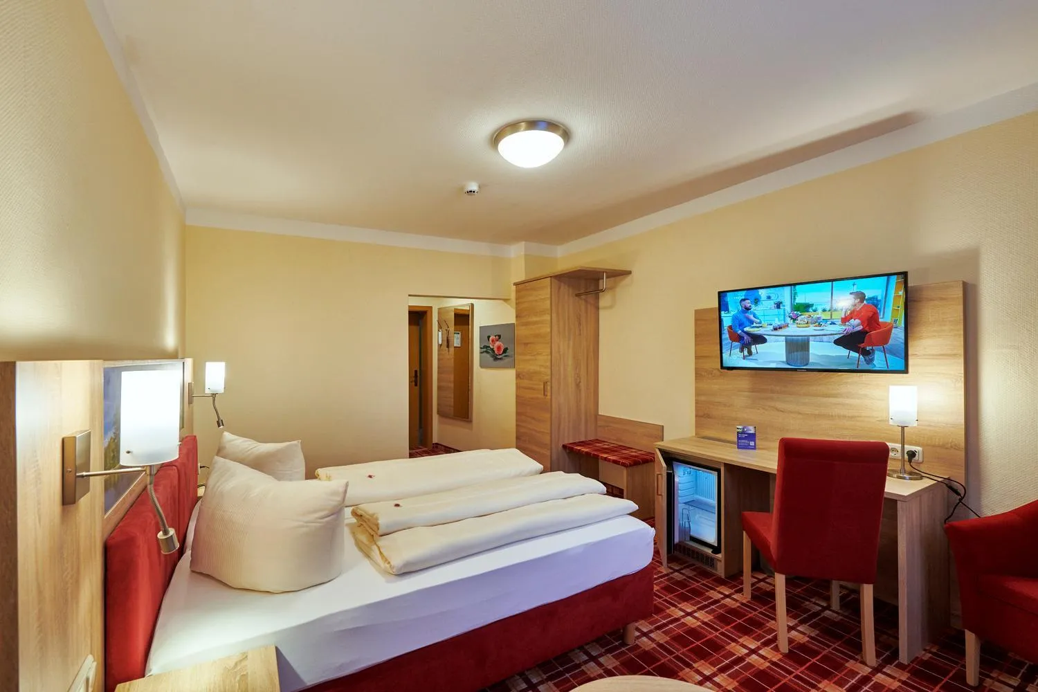 Photo of the whole room, Bed in Hotel Elbparadies