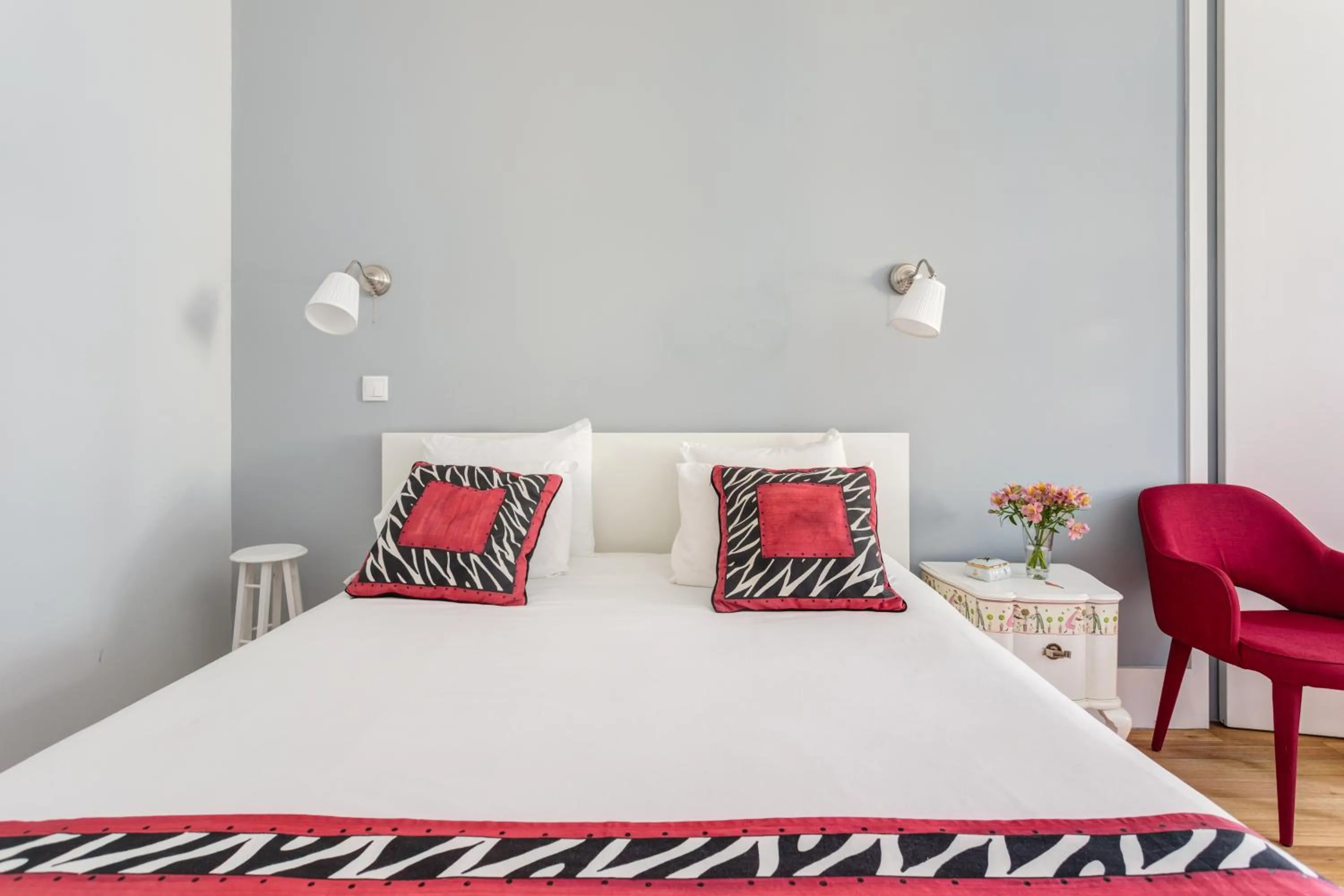 Bed in Mouzinho 244 - Porto Houses & Suites