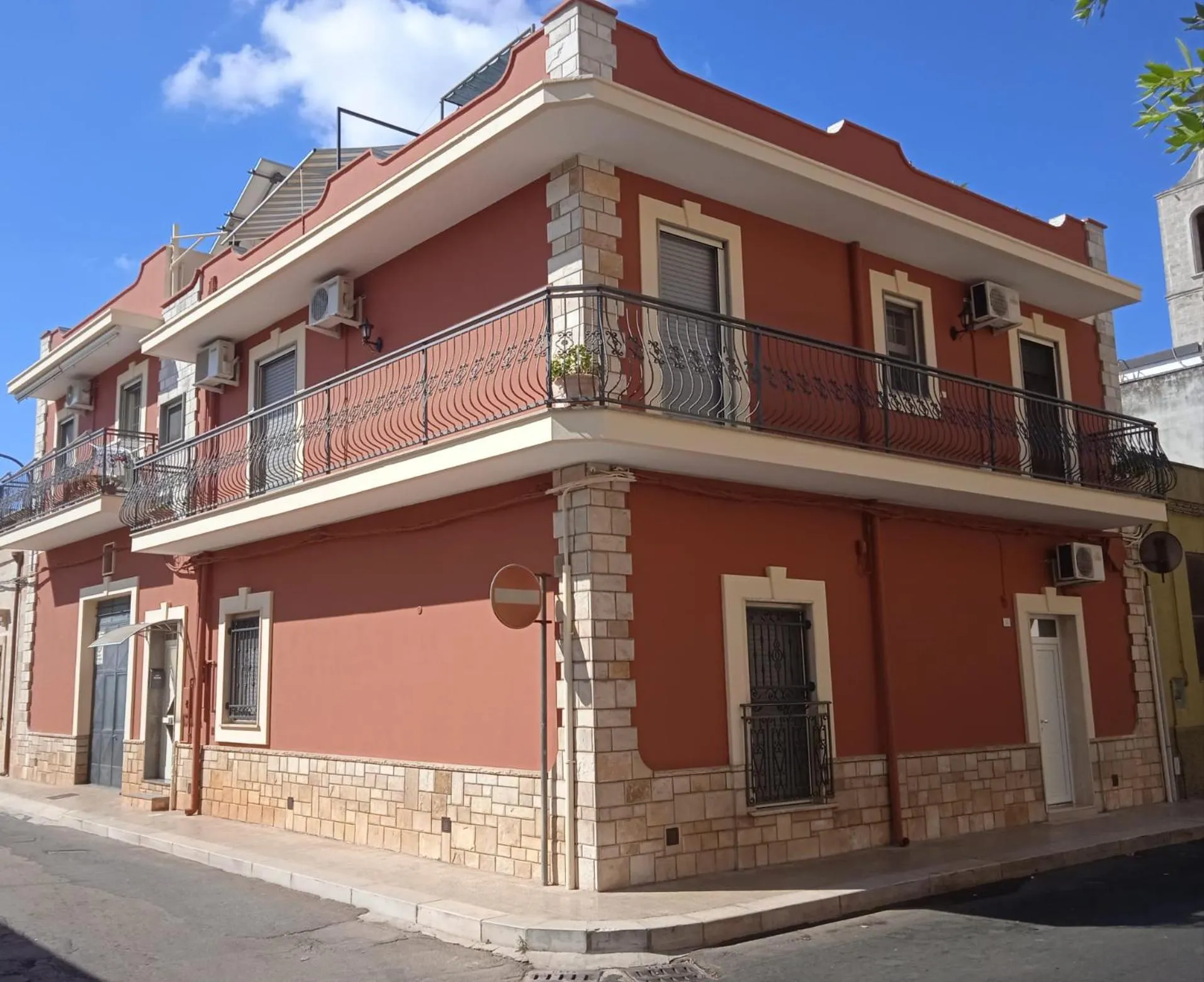 Property building in Apartment da Rosa