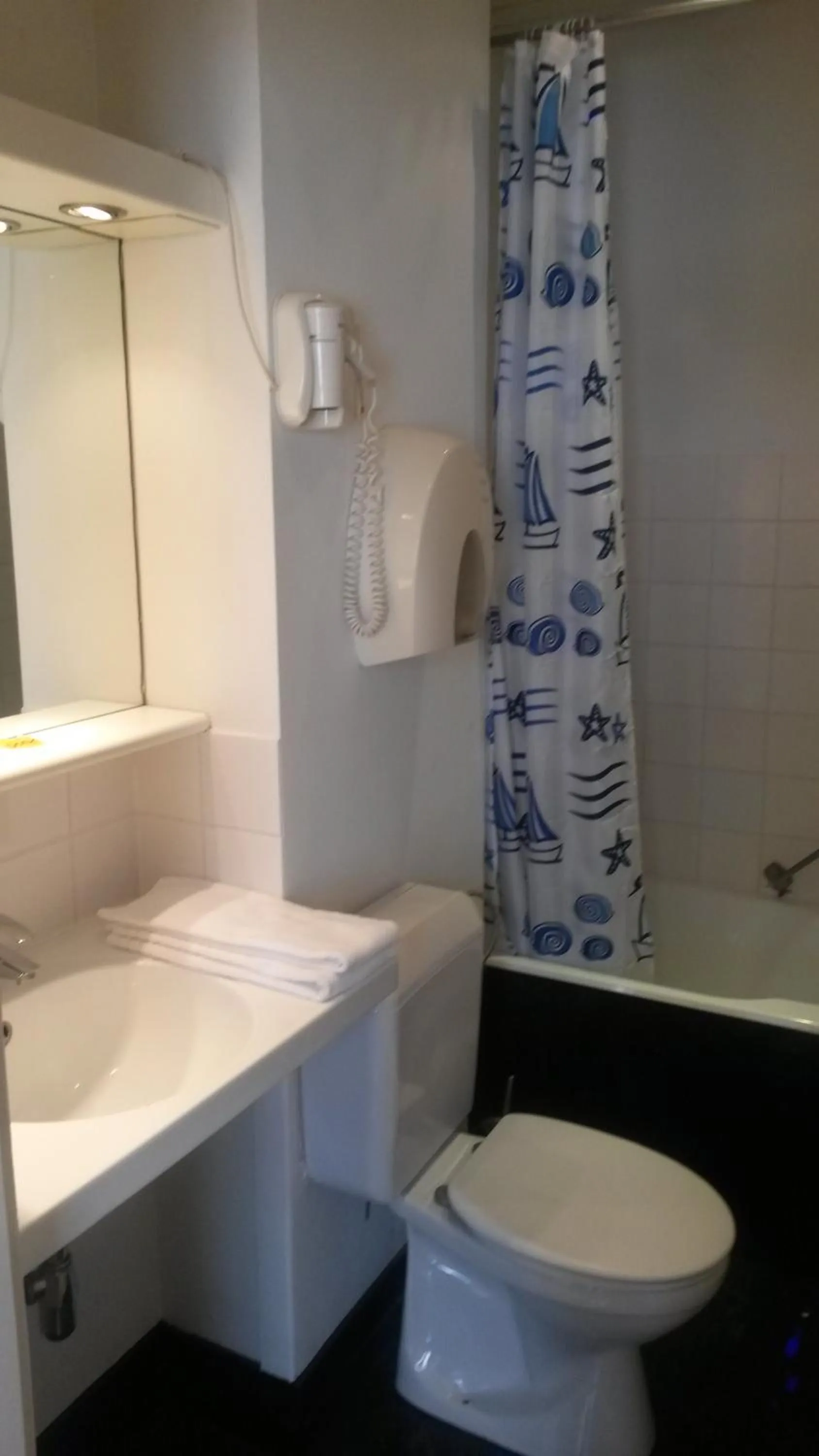 Bathroom in Hotel Queen Mary