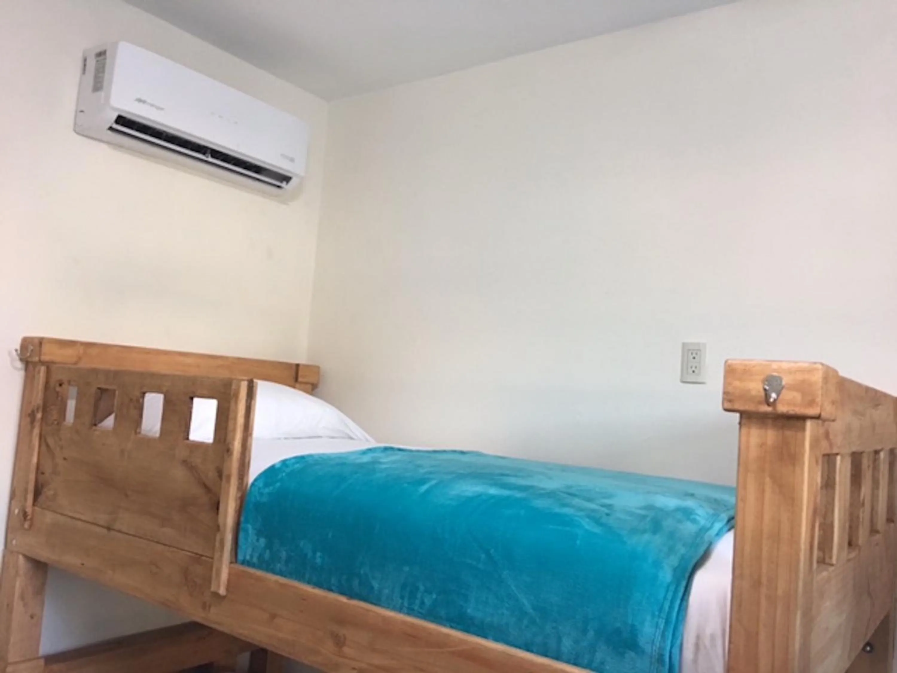 bunk bed, Bed in Hostal Bucerias