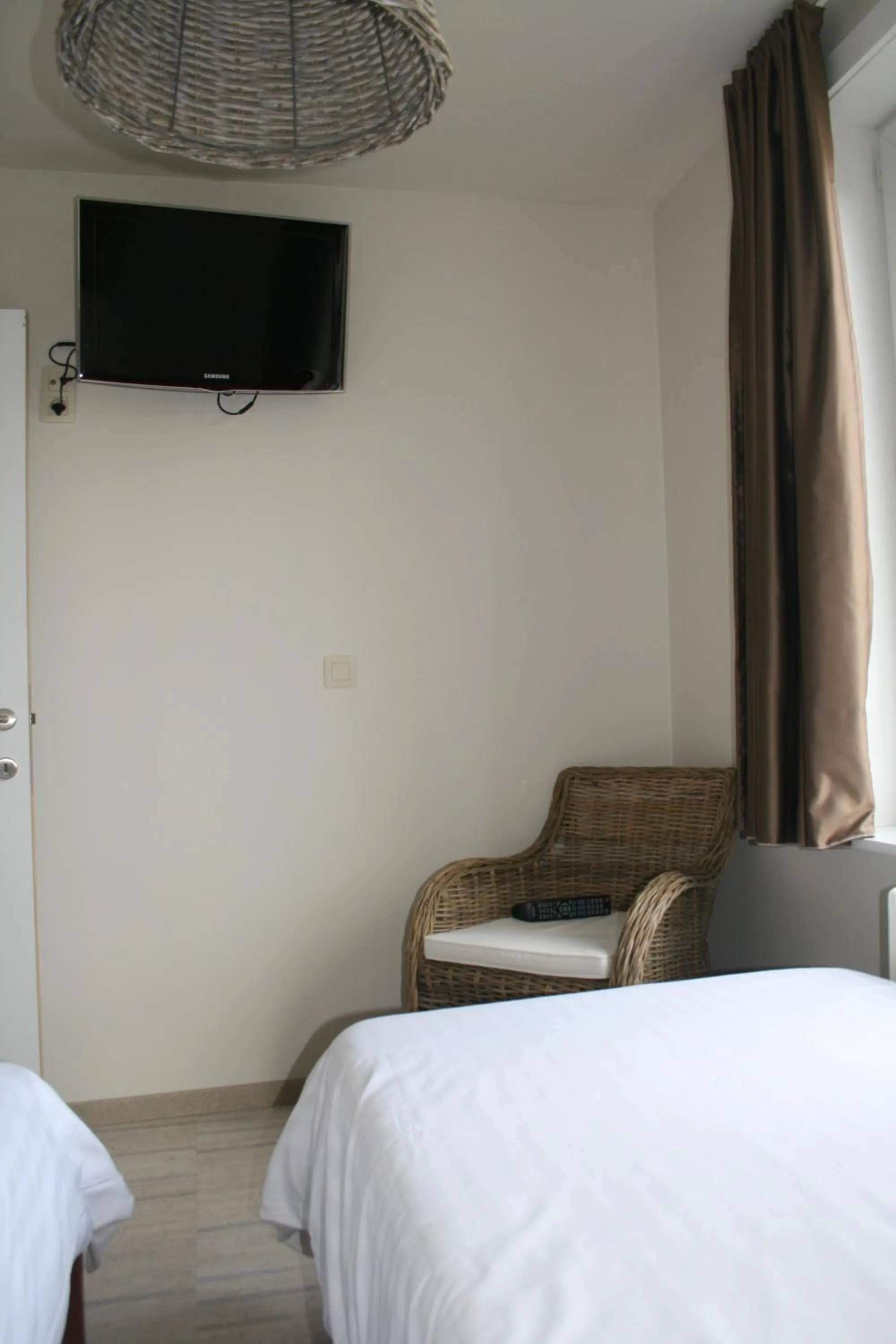 TV and multimedia, Bed in Parkhotel