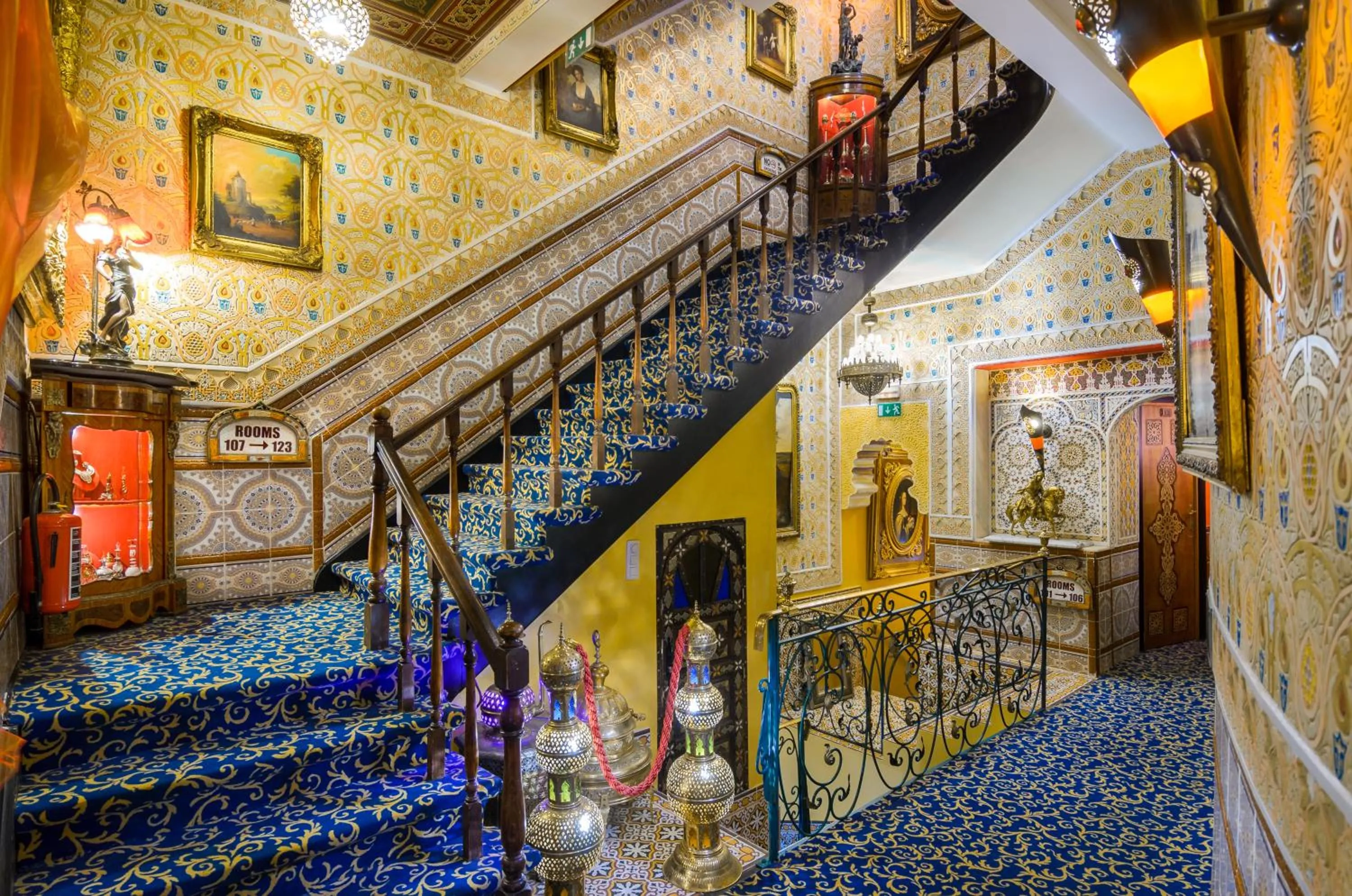 Decorative detail in Hotel Mozart