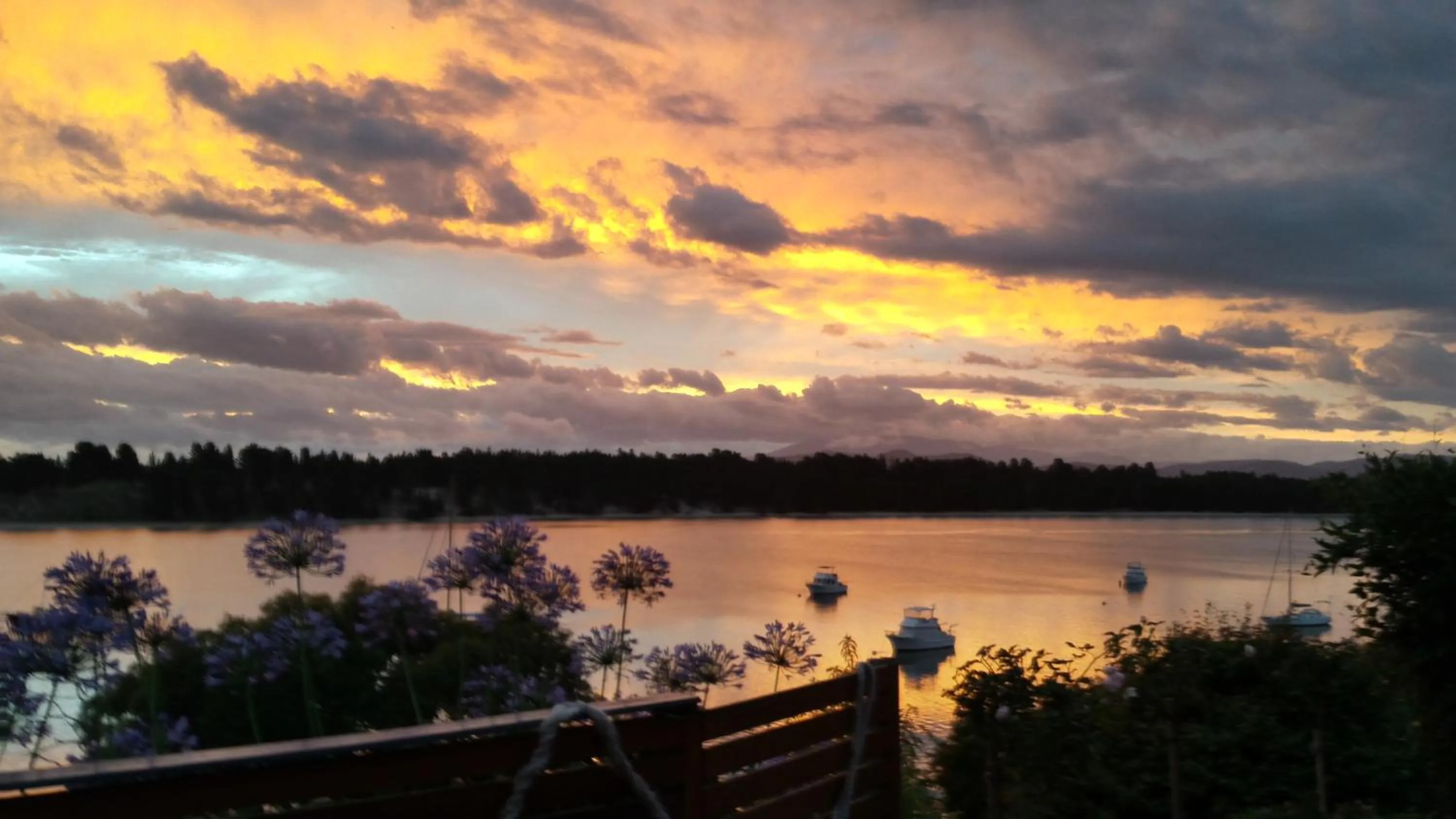 Sea view in Lewi Waters