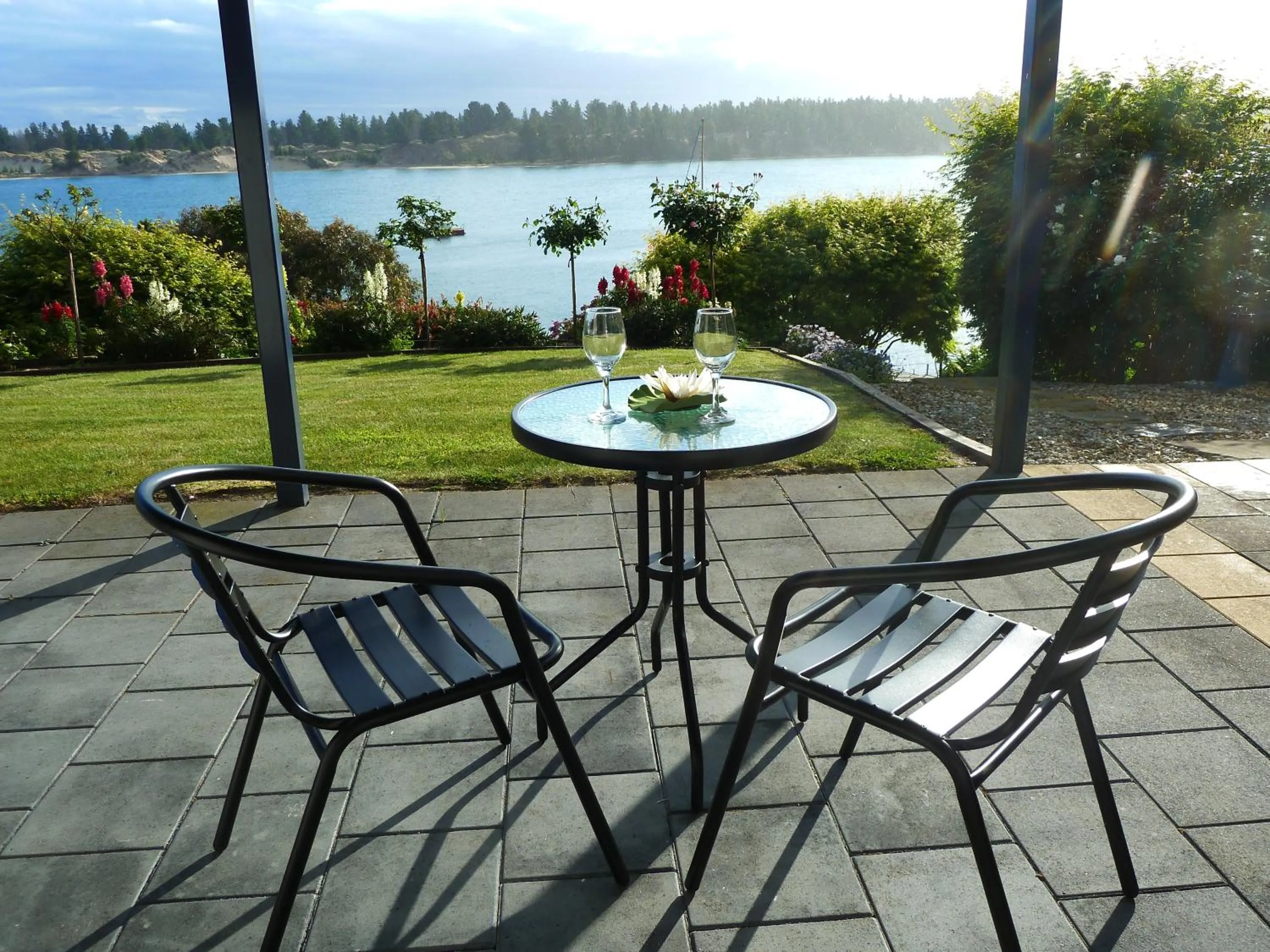 Patio in Lewi Waters