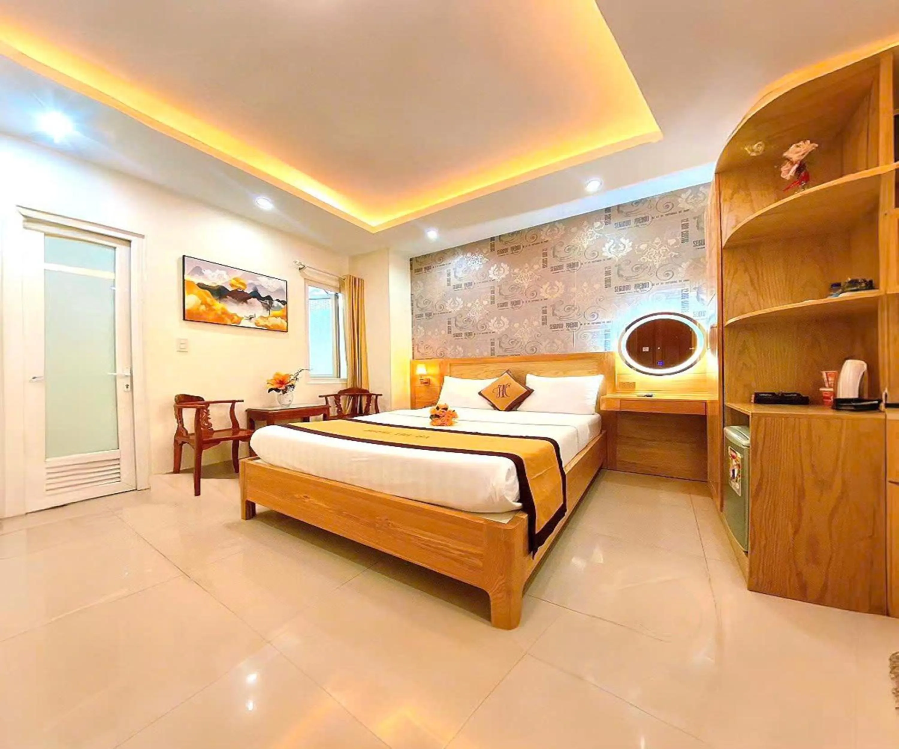 wardrobe, Bed in Thu Ha Airport Hotel