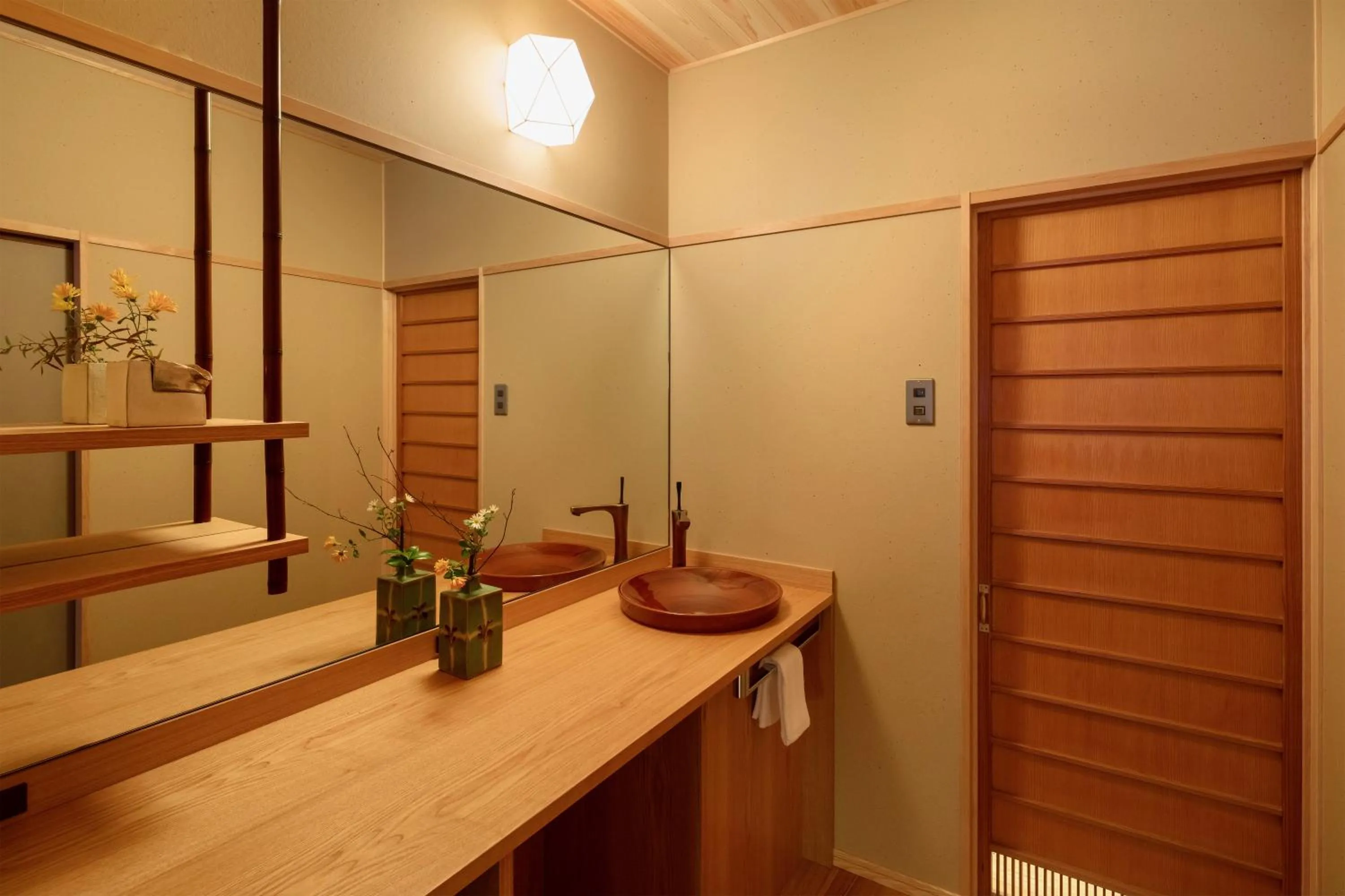 Bathroom in Ayaginu Machiya House