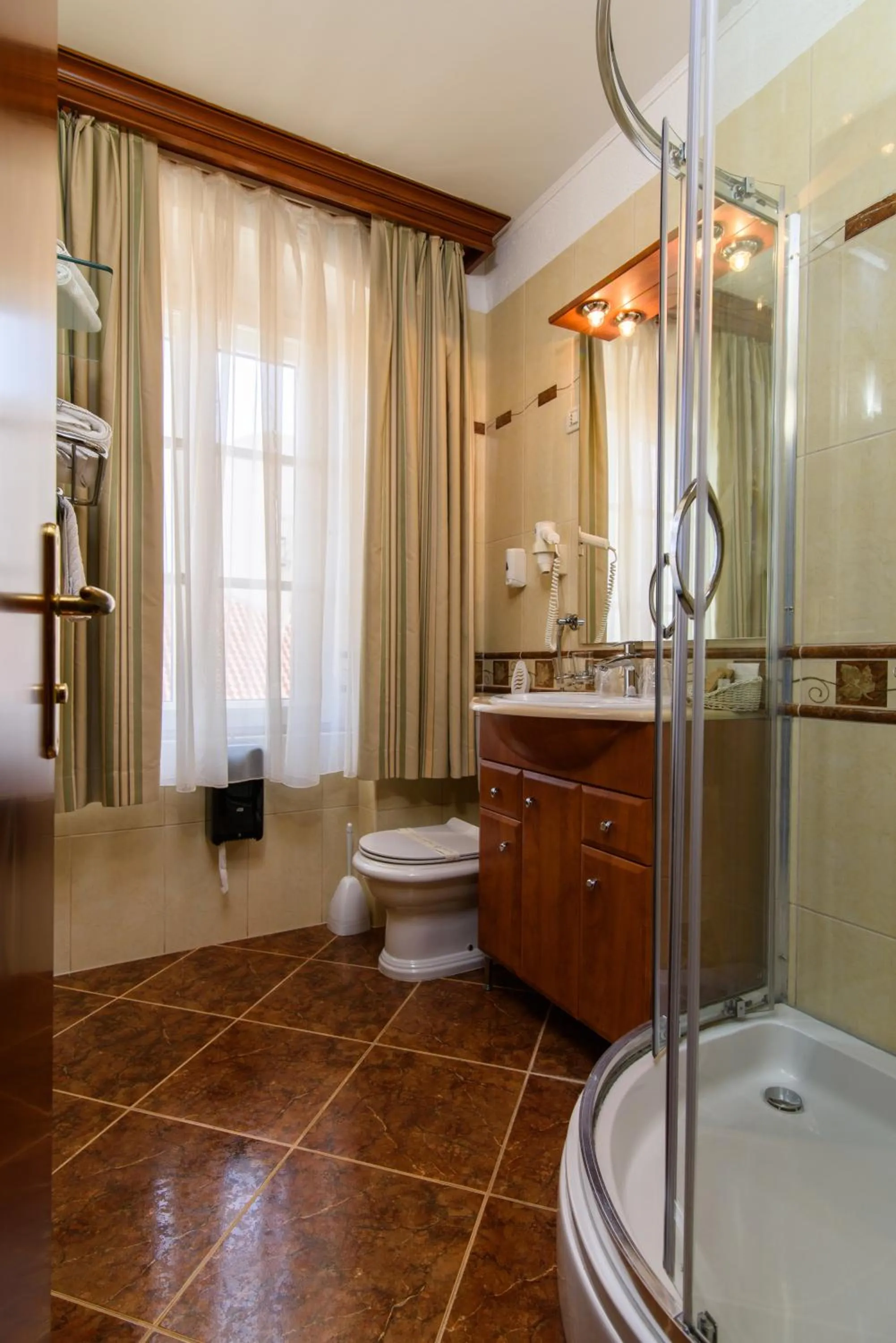 Bathroom in Heritage Hotel Vila Sikaa