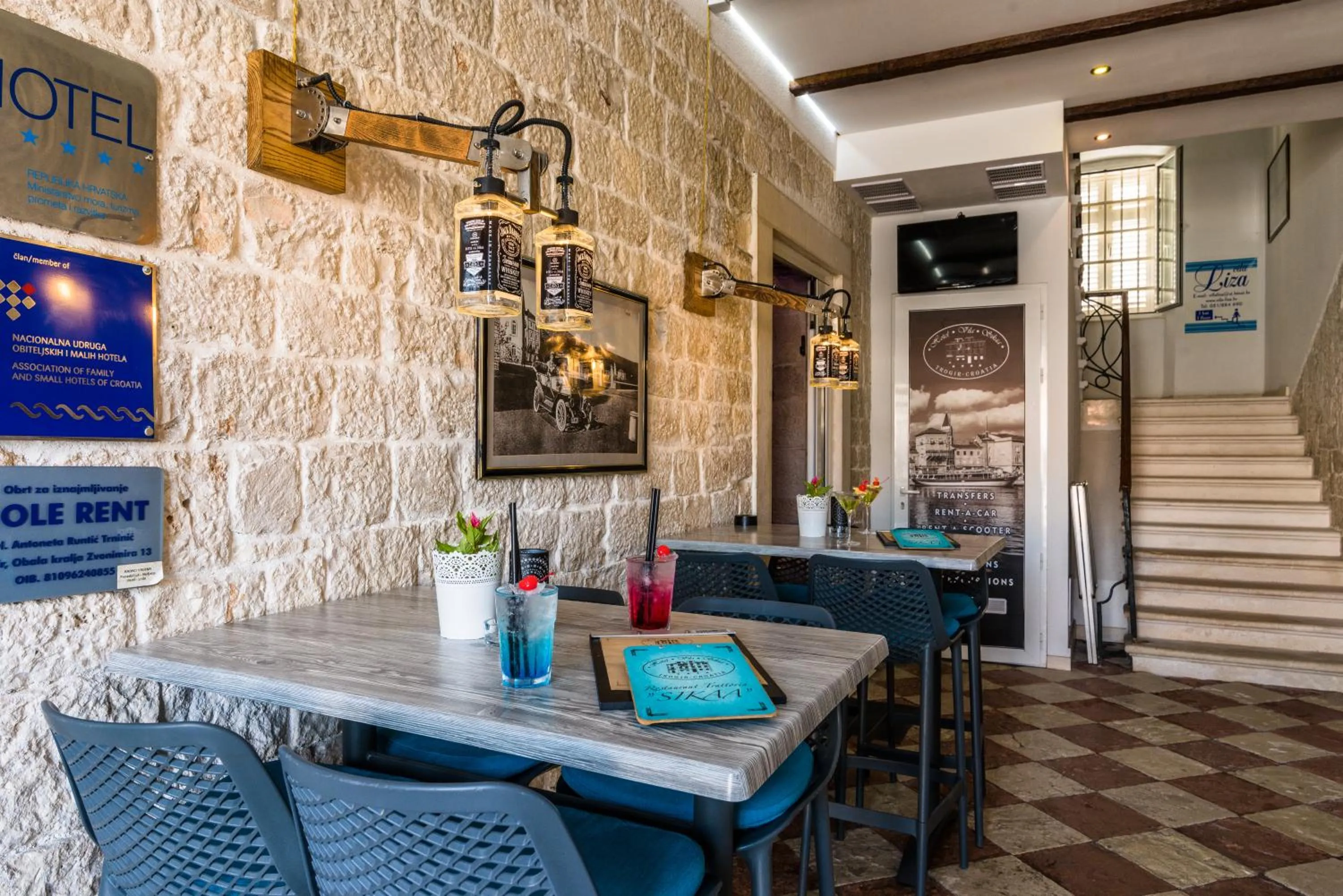 Lounge or bar in Heritage Hotel Vila Sikaa