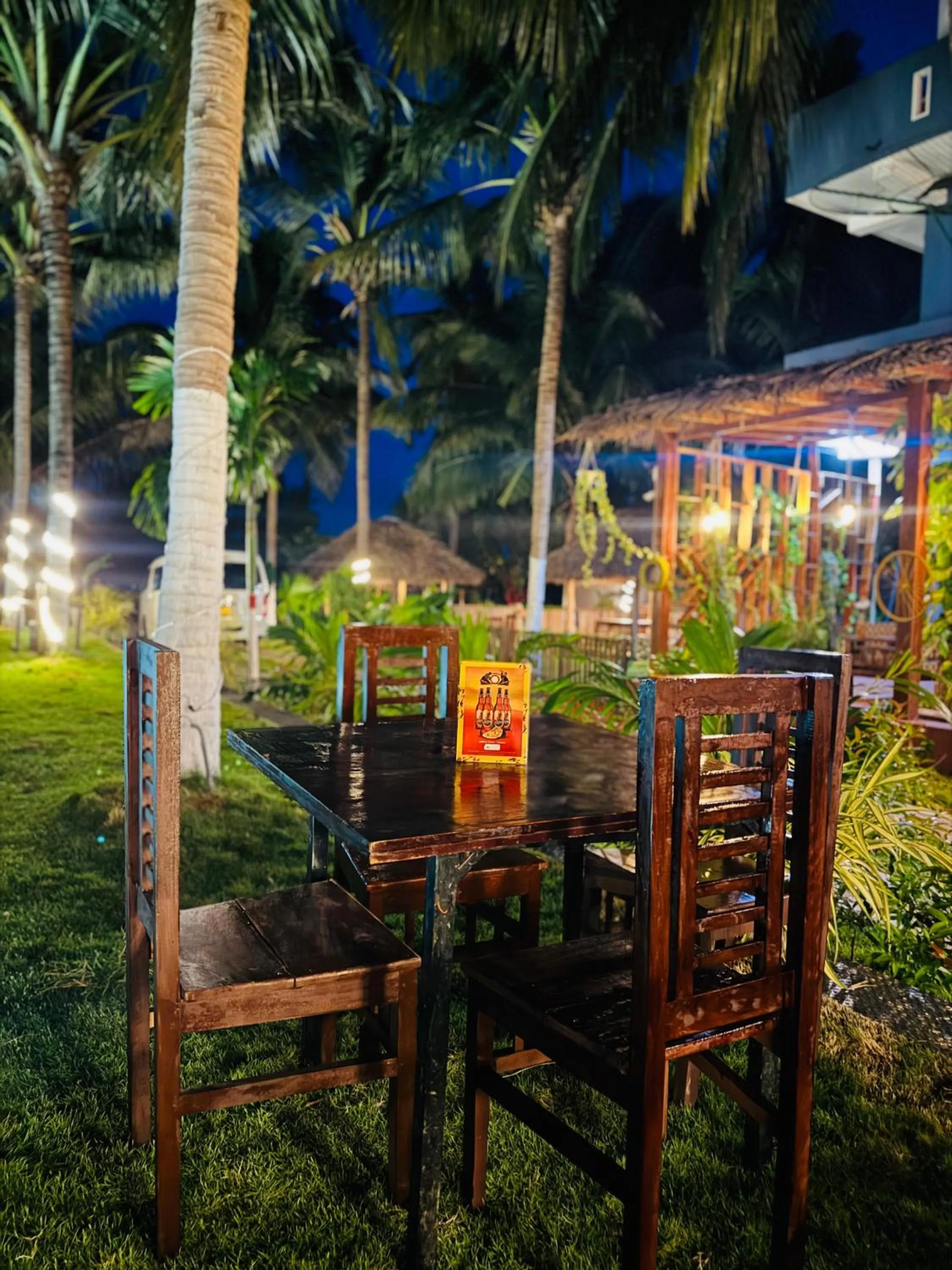 Restaurant/places to eat in Nilaveli Hybrid Holiday Hotel