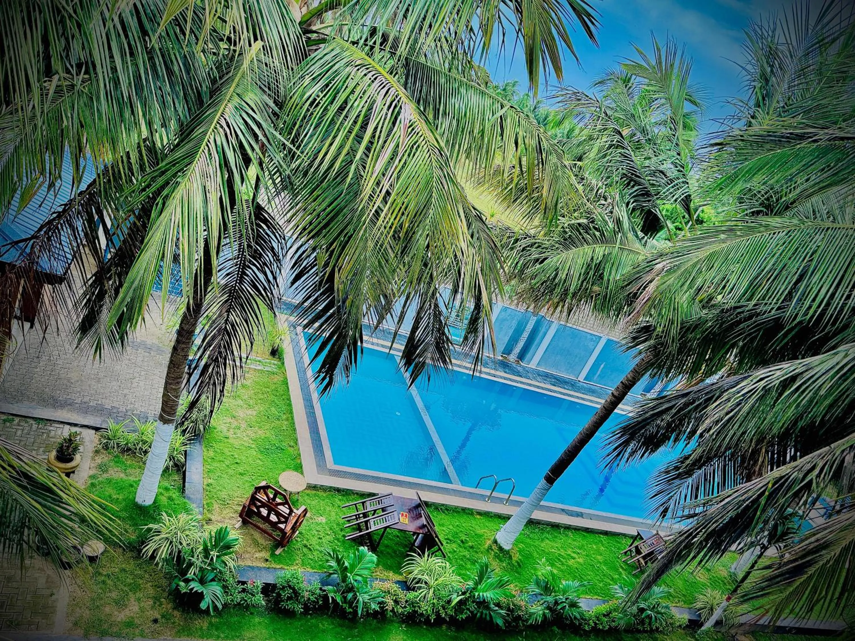 Garden in Nilaveli Hybrid Holiday Hotel