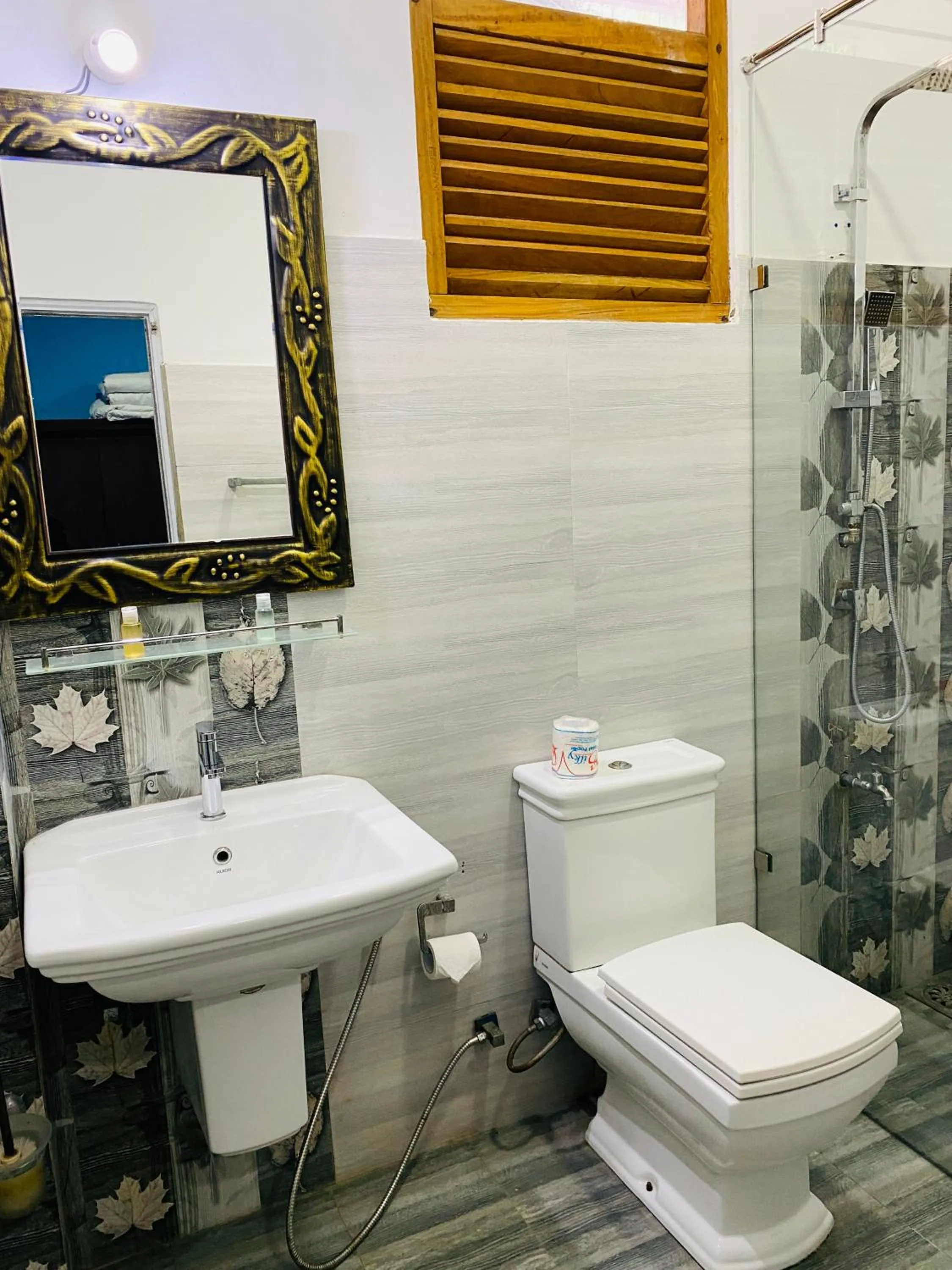 Toilet in Nilaveli Hybrid Holiday Hotel