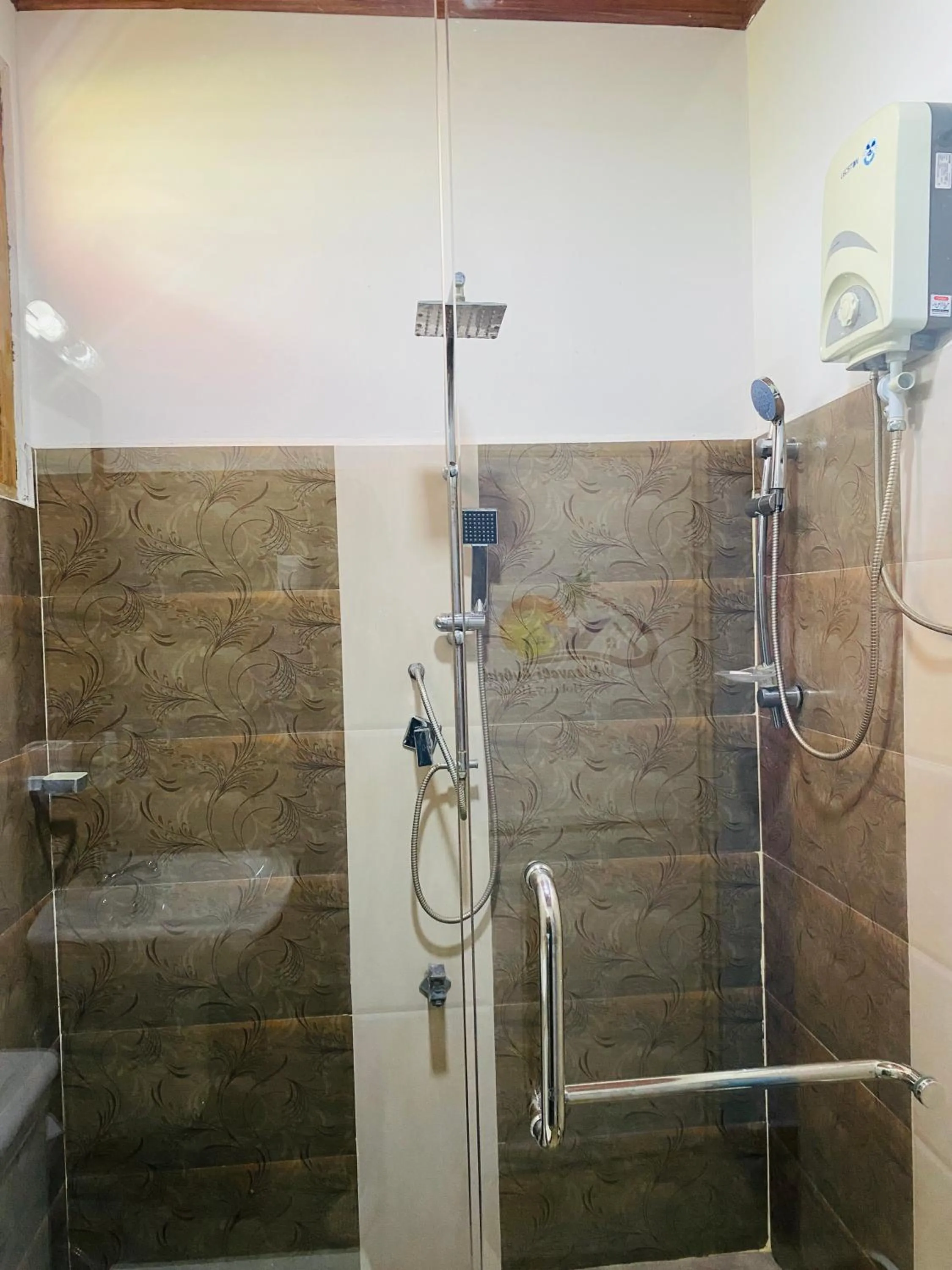 Nilaveli Hybrid Holiday Hotel