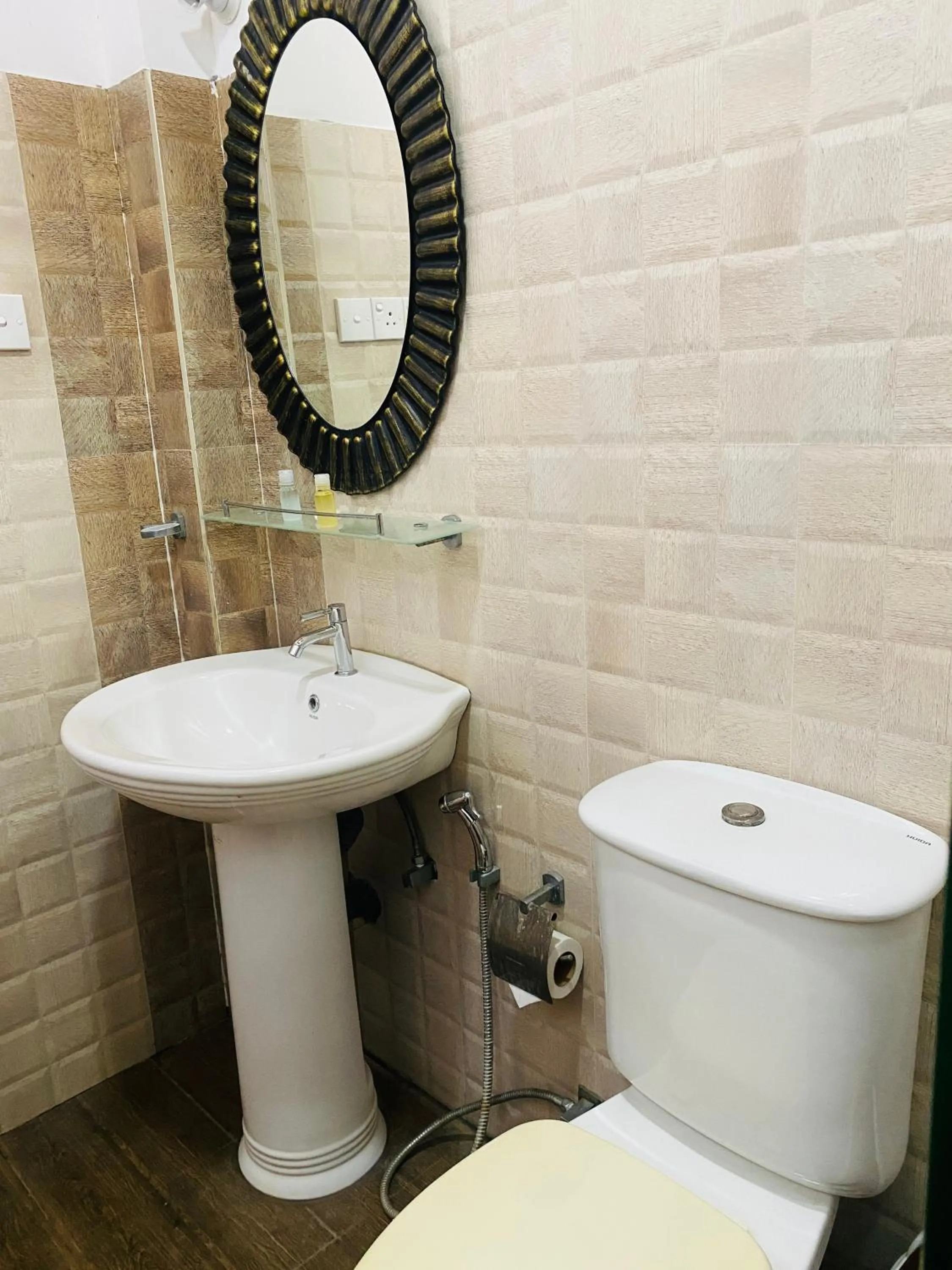 Nilaveli Hybrid Holiday Hotel